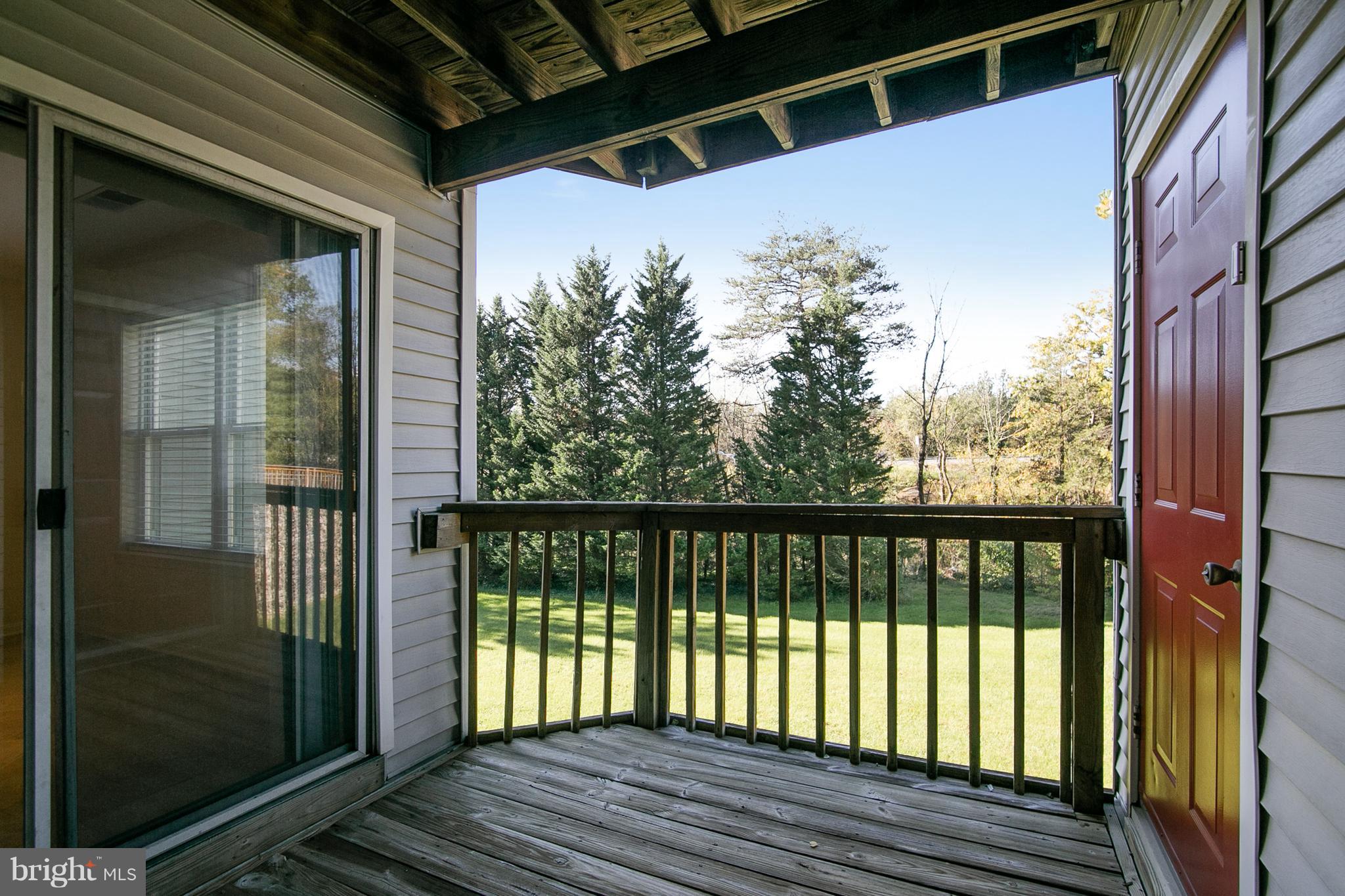 RIVERCHASE - Residential