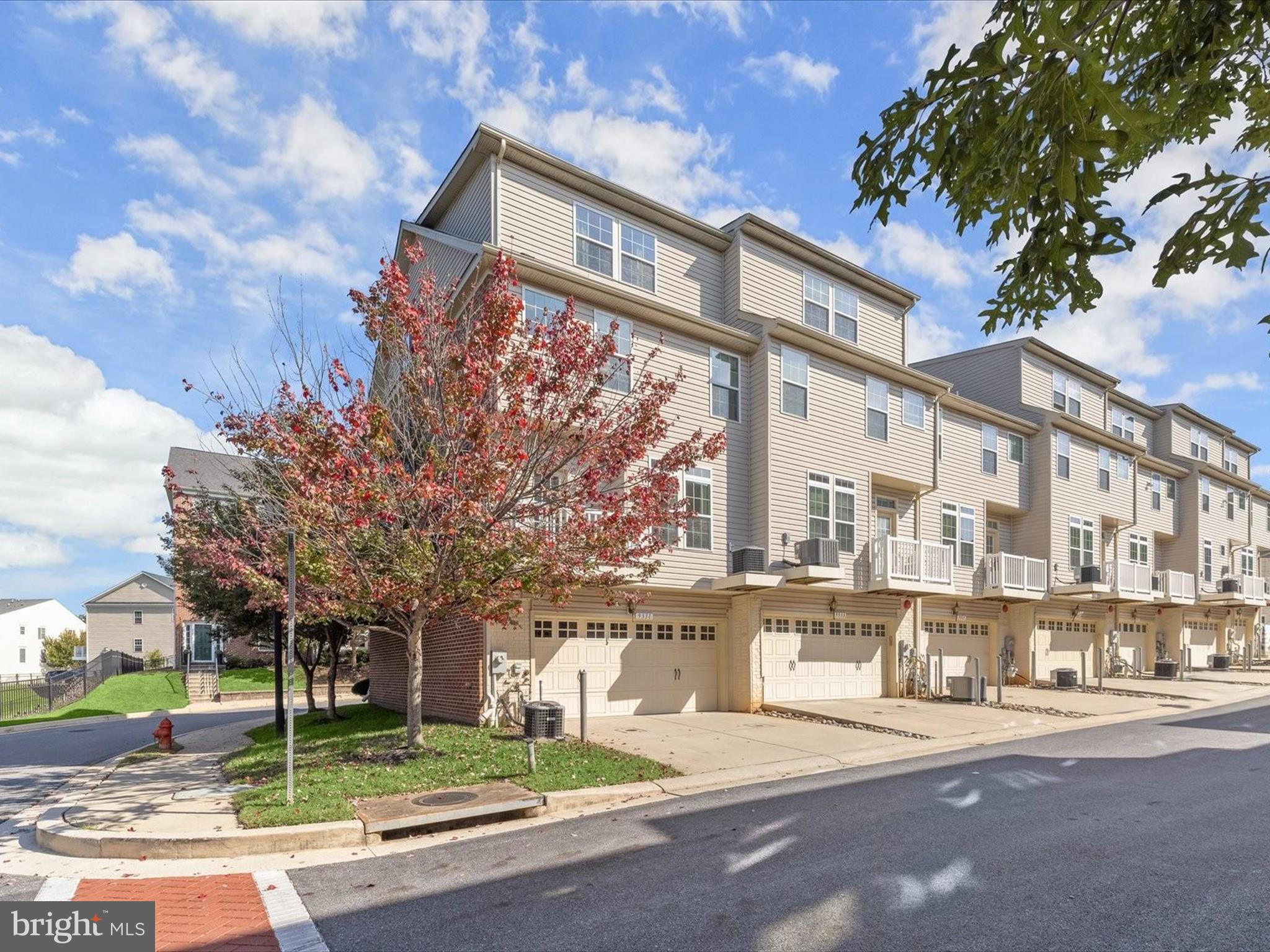 RED RUN VILLA - Residential