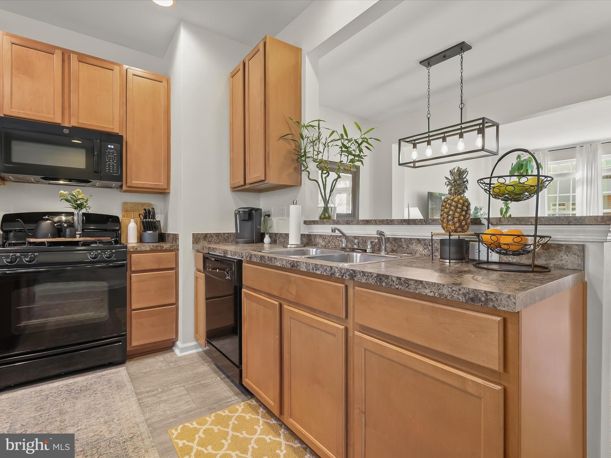 RED RUN VILLA - Residential