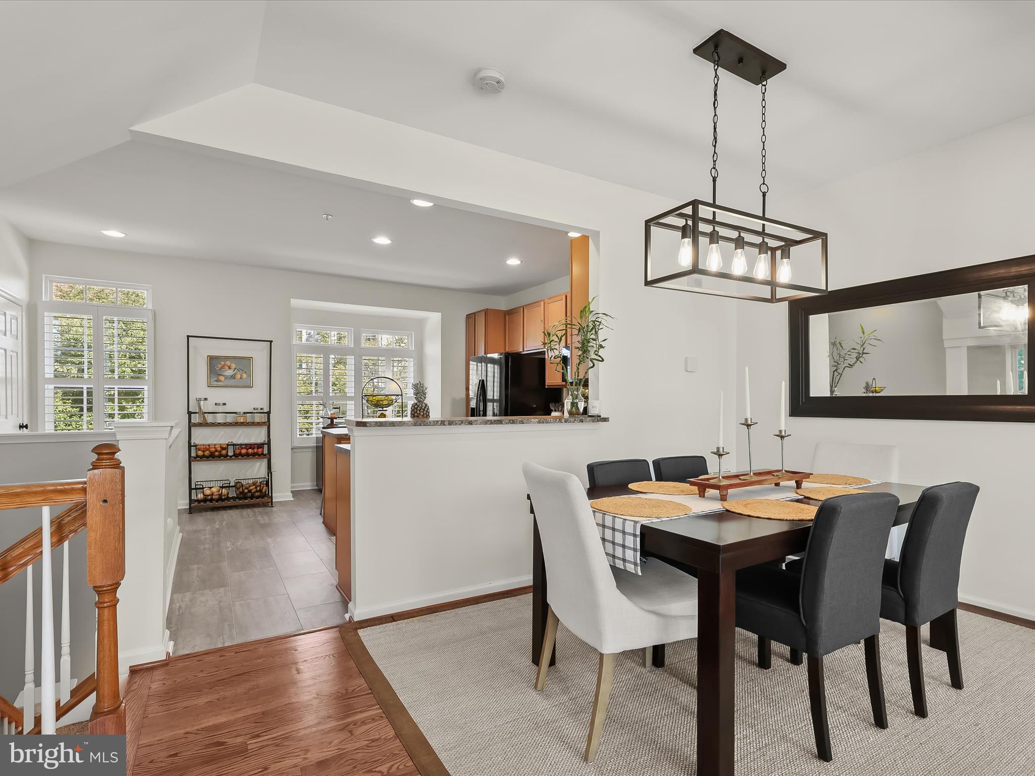 RED RUN VILLA - Residential