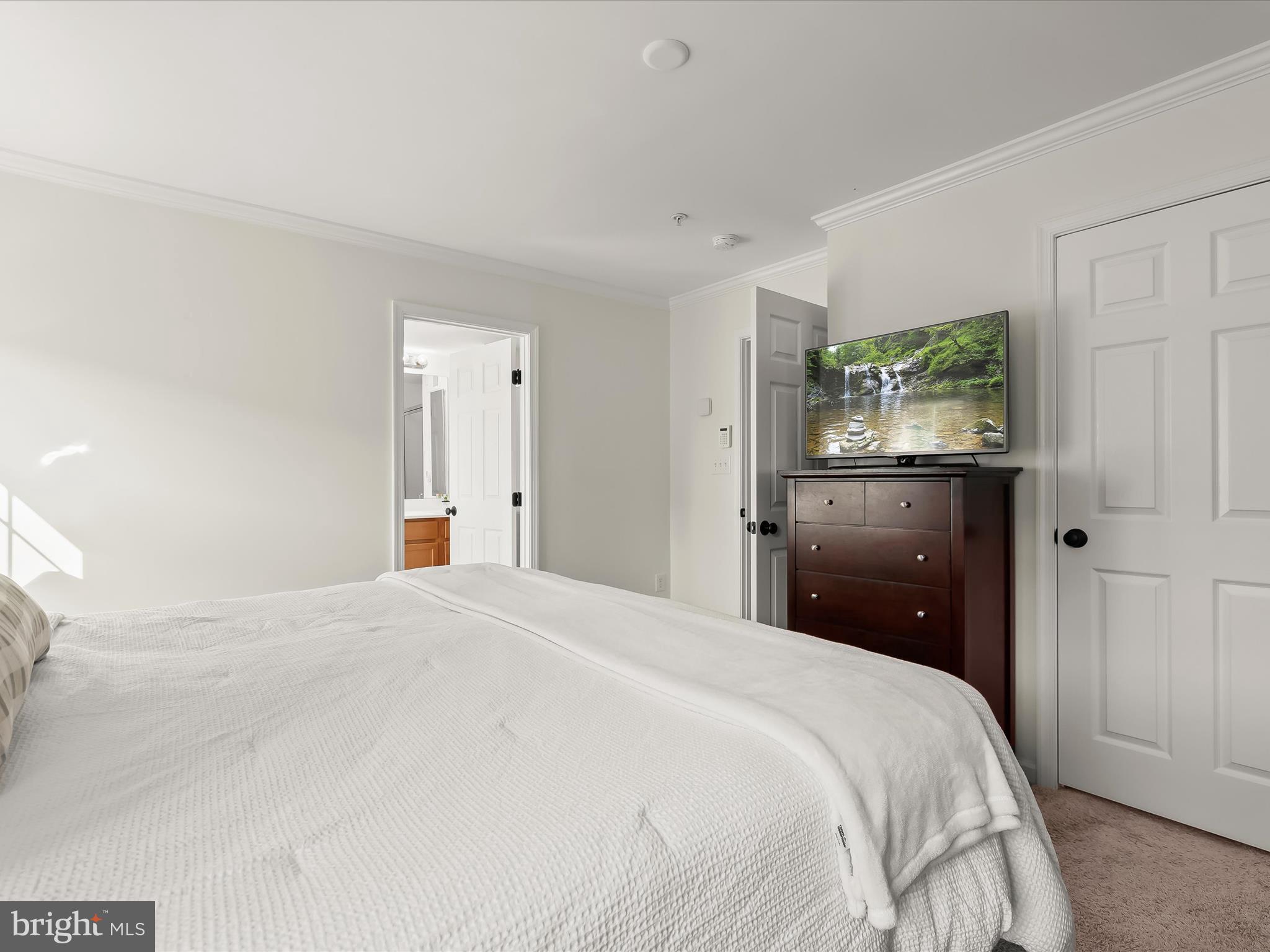 RED RUN VILLA - Residential