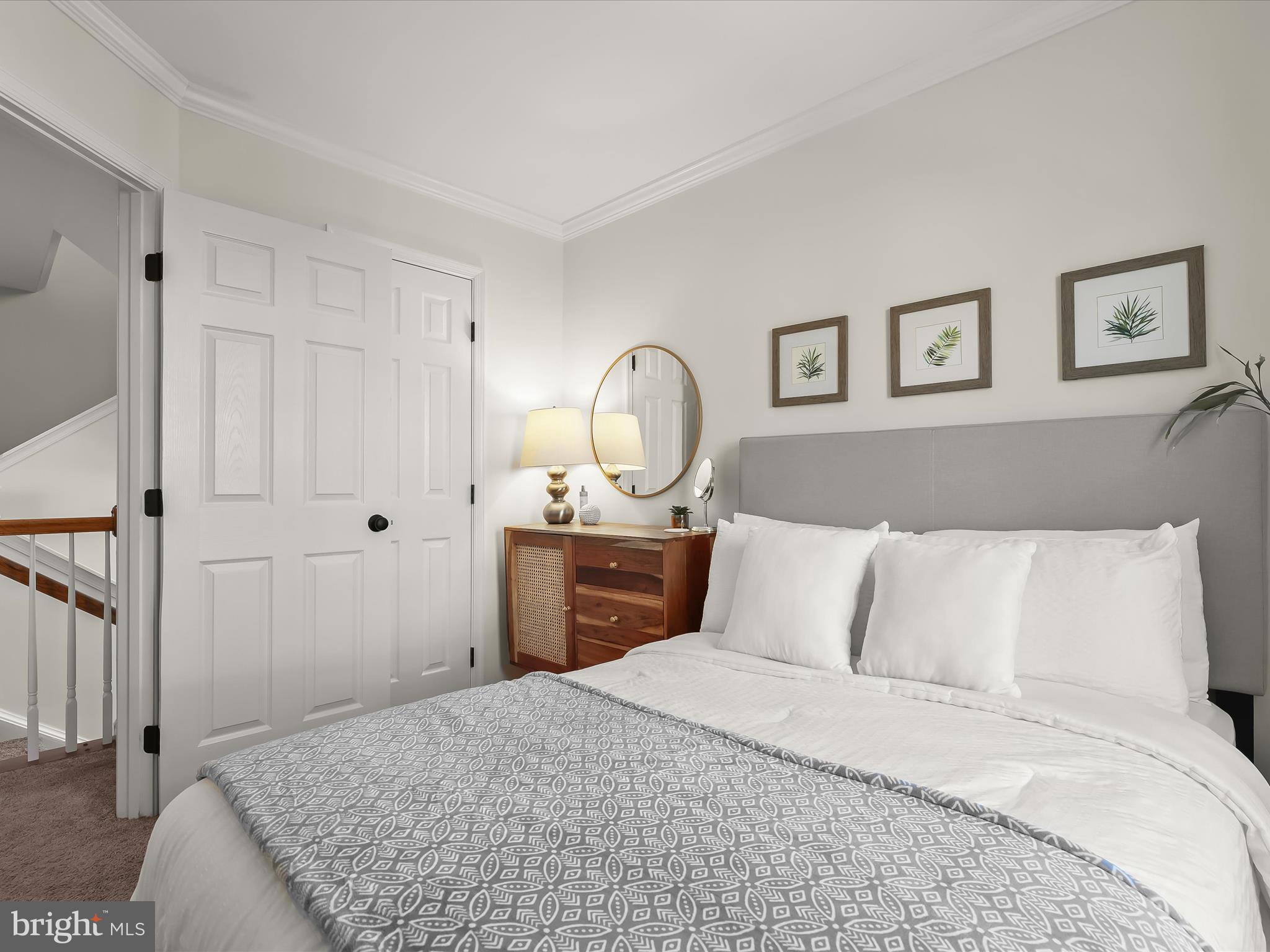 RED RUN VILLA - Residential