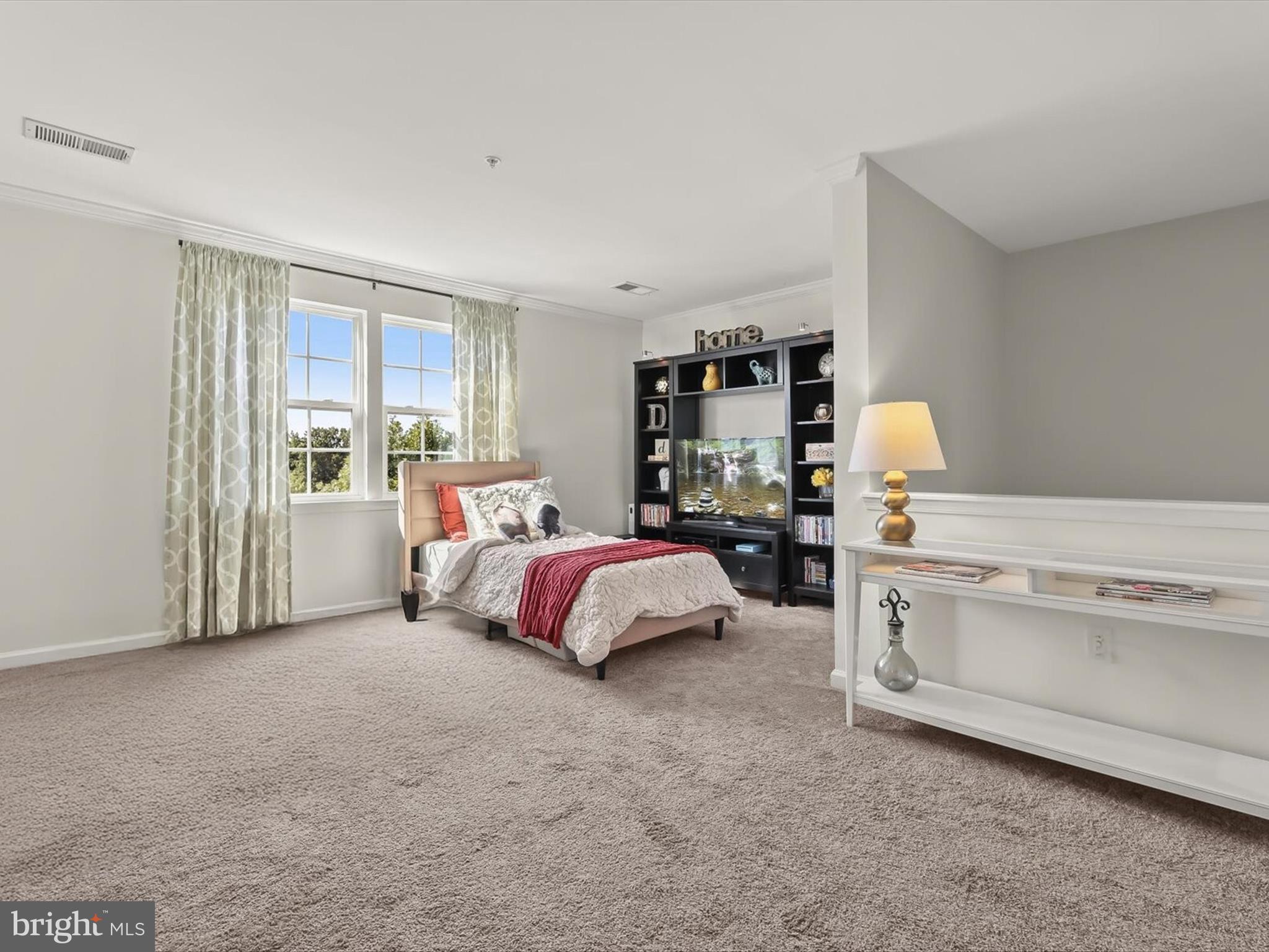 RED RUN VILLA - Residential