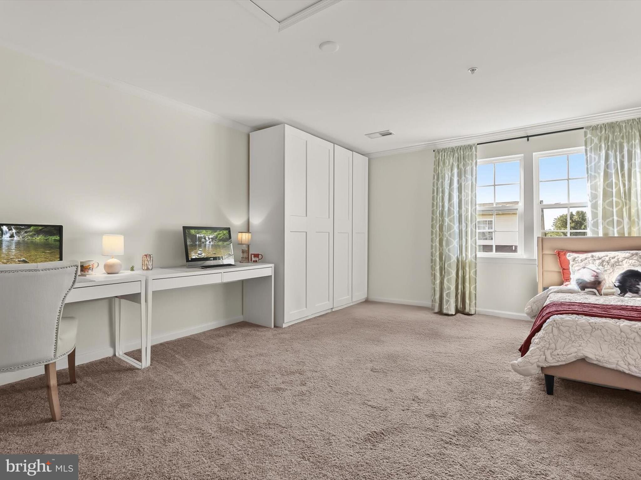 RED RUN VILLA - Residential