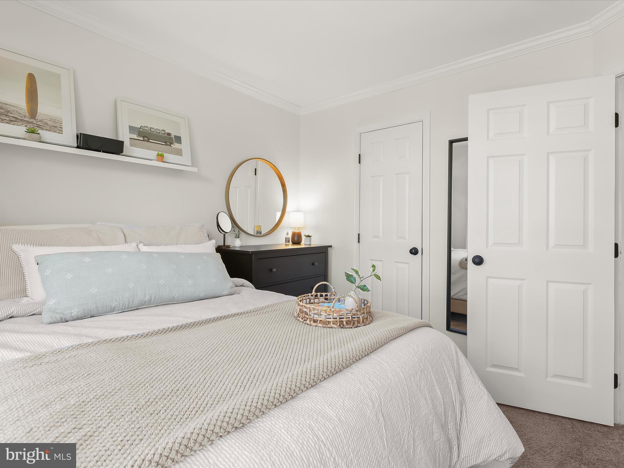 RED RUN VILLA - Residential