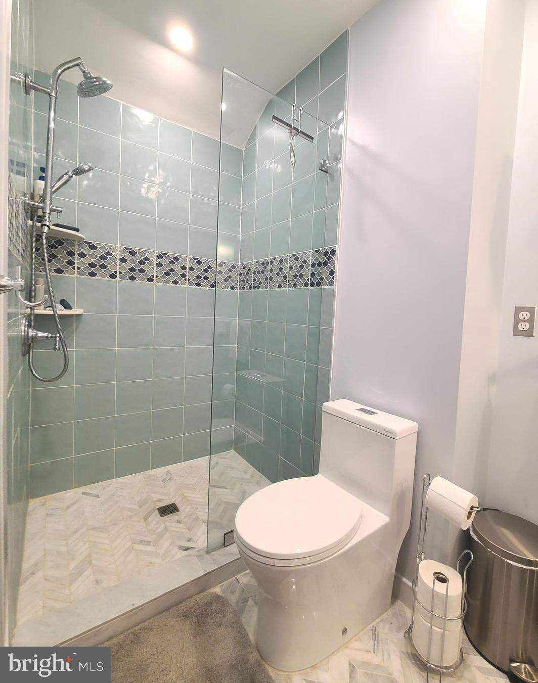 DOMINION HILLS - Residential Lease