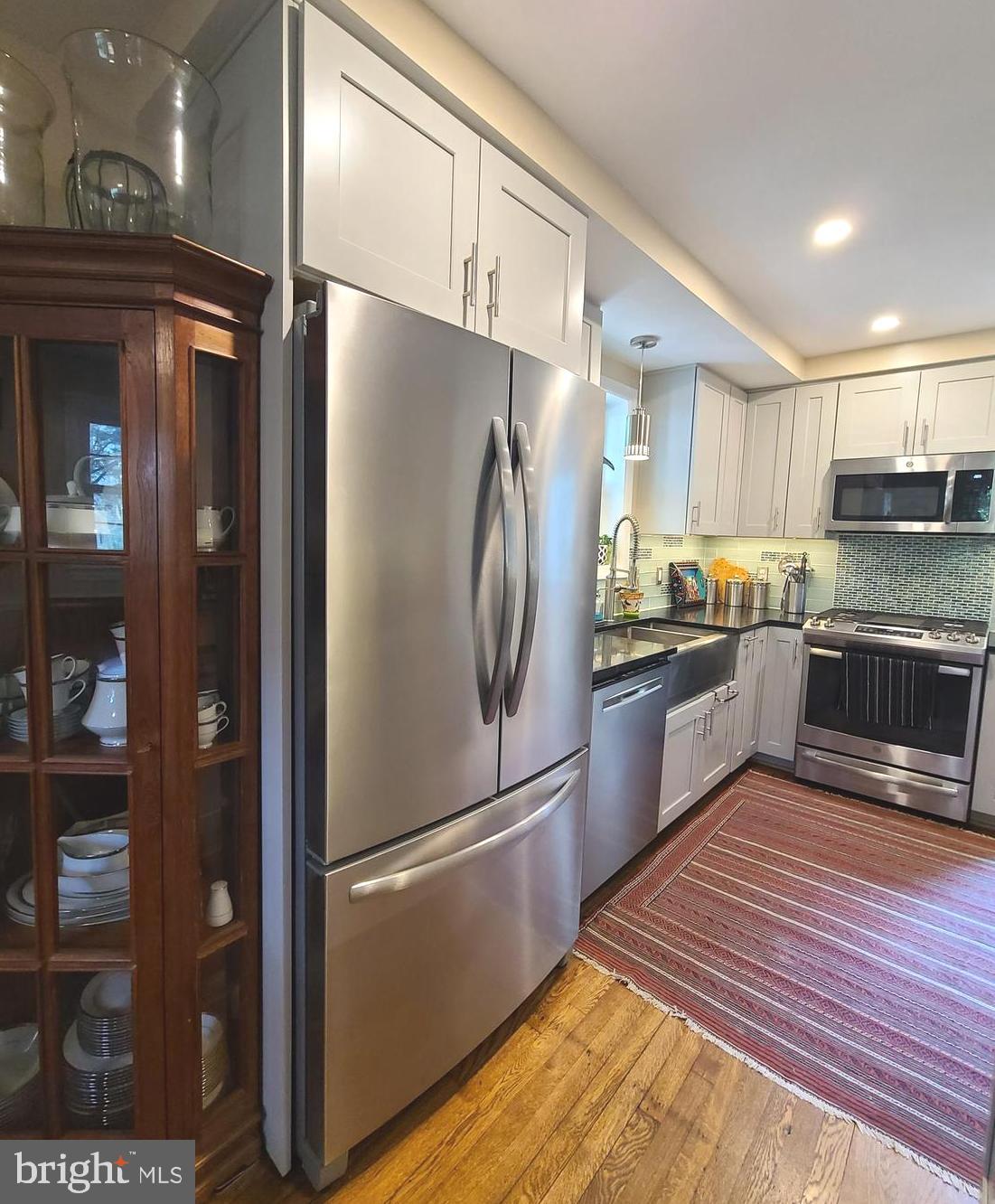 DOMINION HILLS - Residential Lease