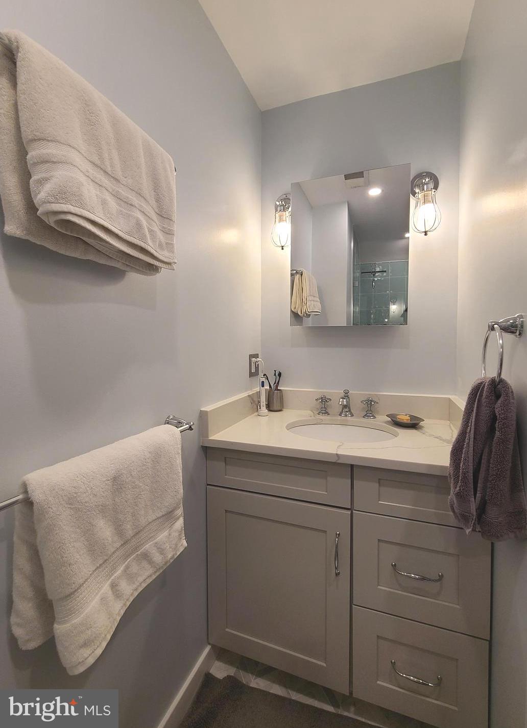 DOMINION HILLS - Residential Lease