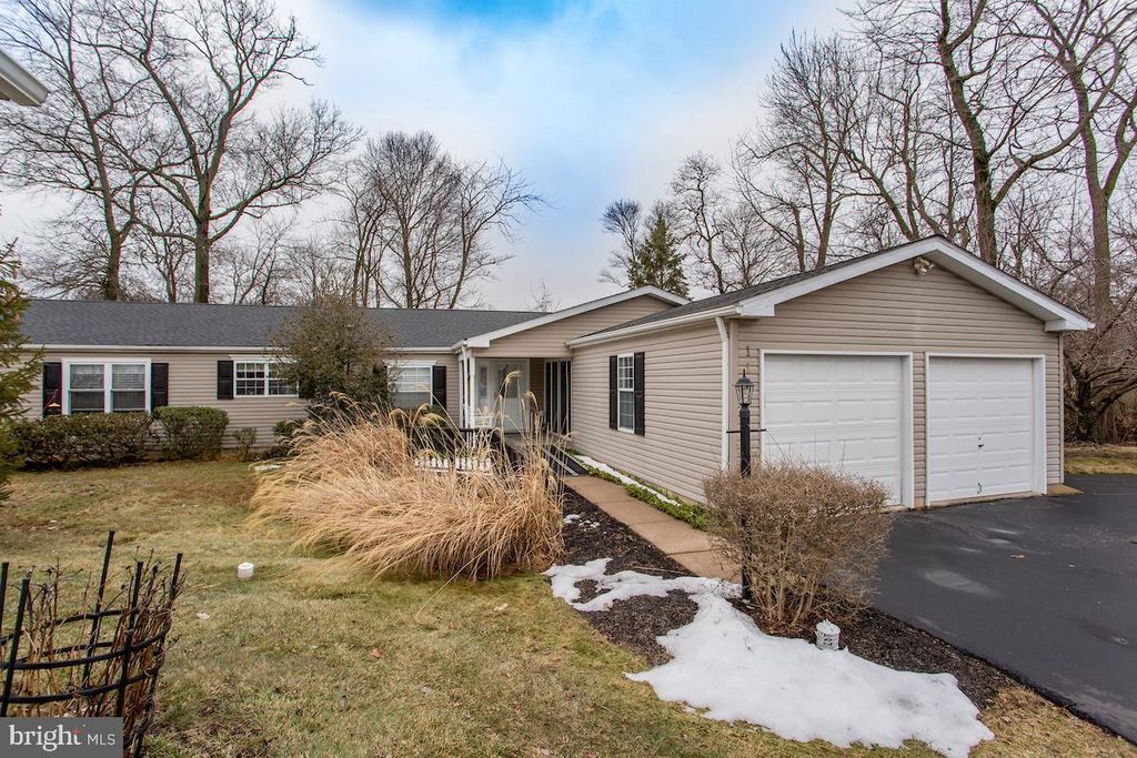 Photo of 1113 Harvest Lane, NORTH WALES, PA 19454 (MLS # PAMC2168682)