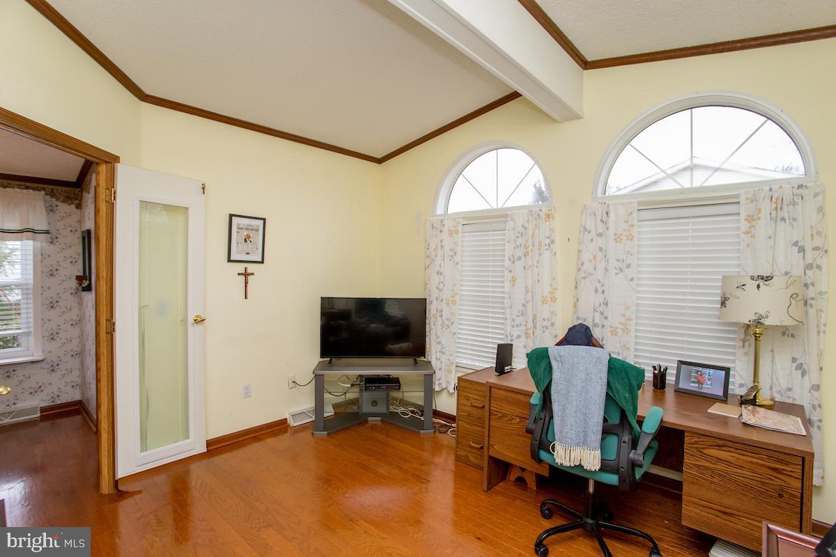 GWYNEDD WOODS - Residential