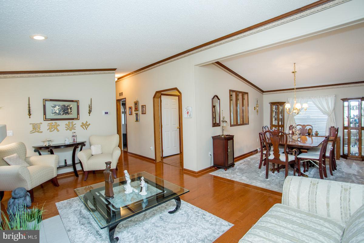 GWYNEDD WOODS - Residential