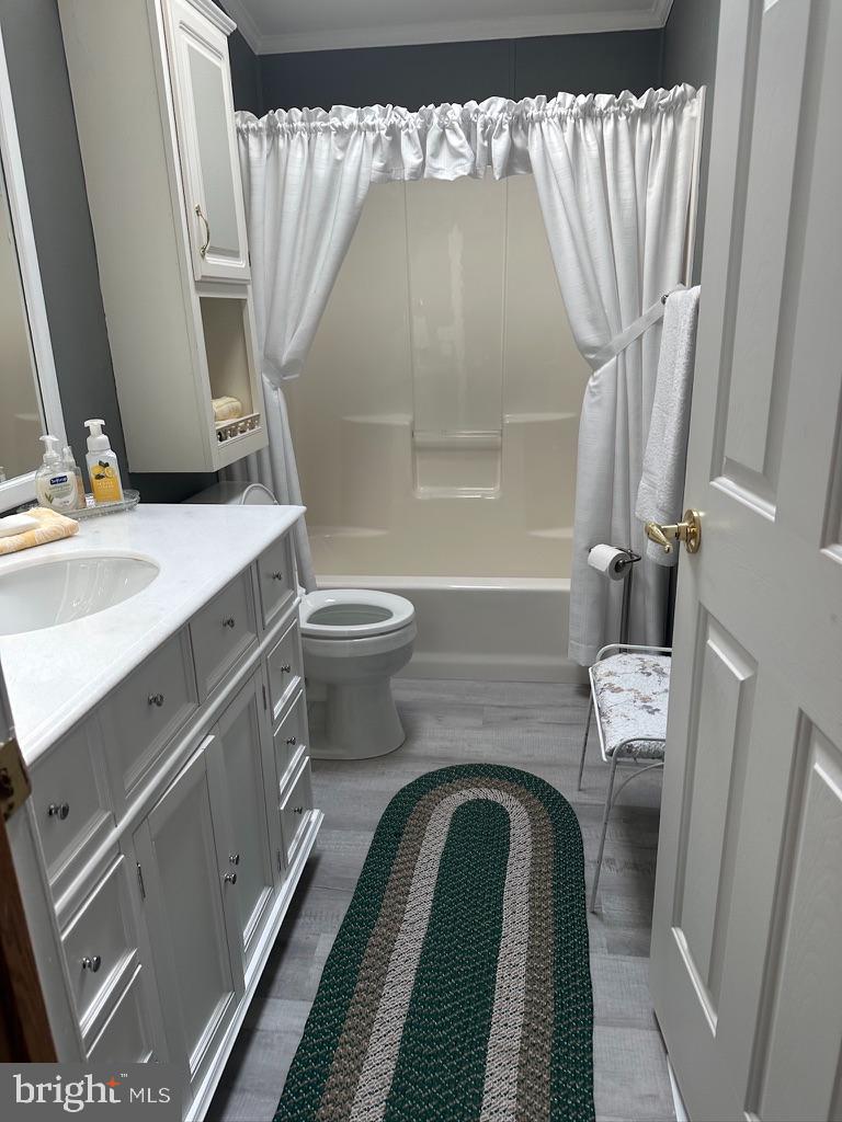 GWYNEDD WOODS - Residential