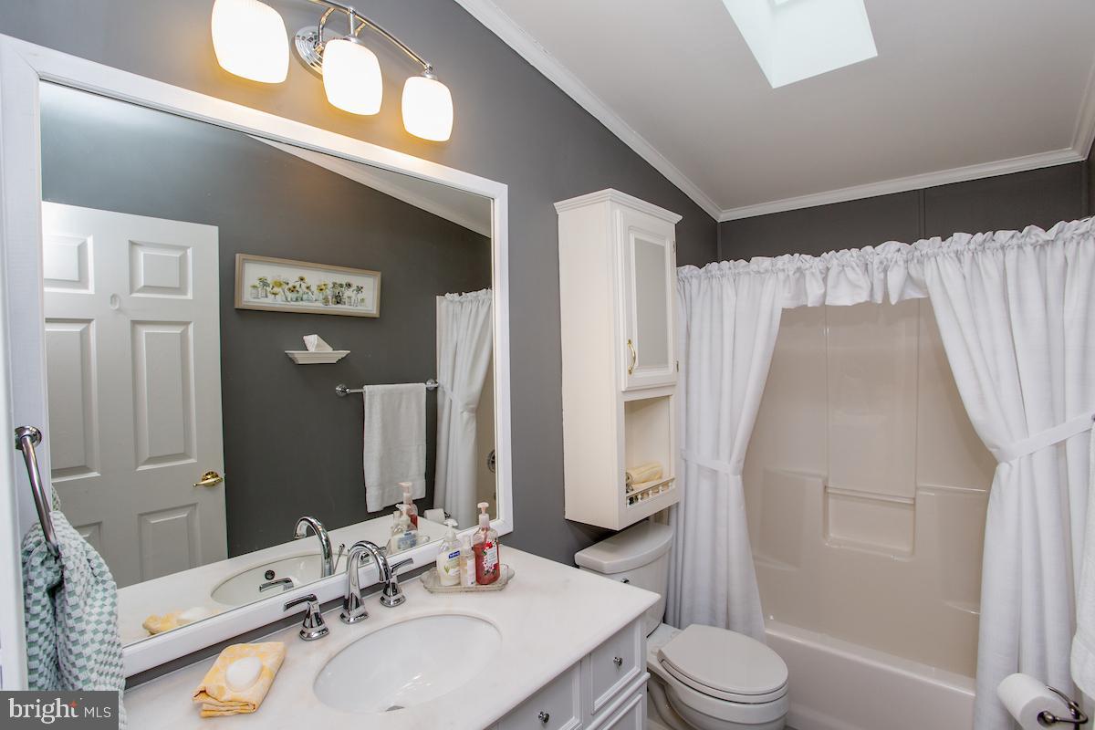 GWYNEDD WOODS - Residential