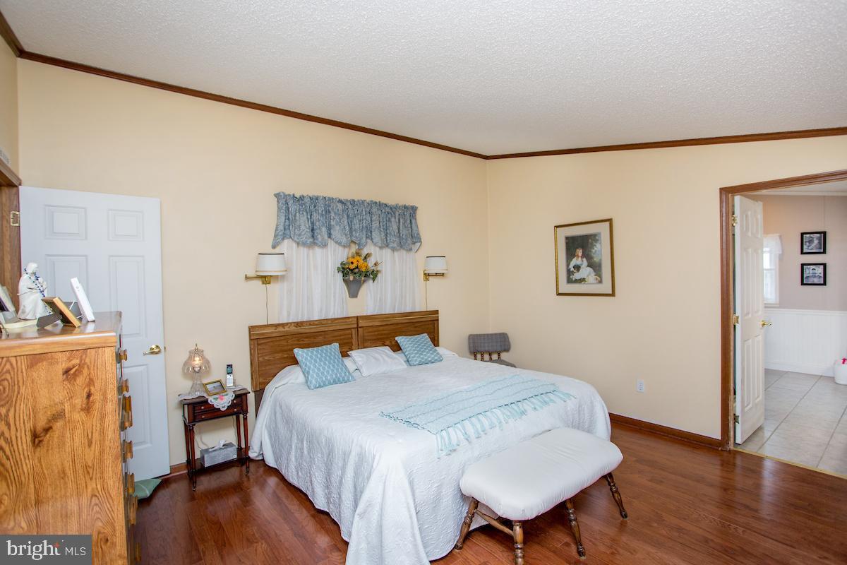 GWYNEDD WOODS - Residential