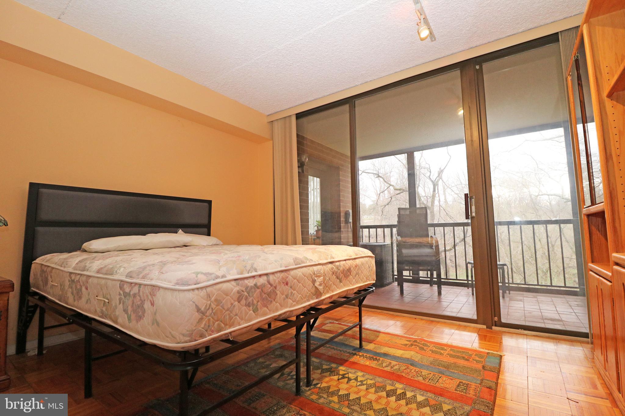 GREENHOUSE - Residential