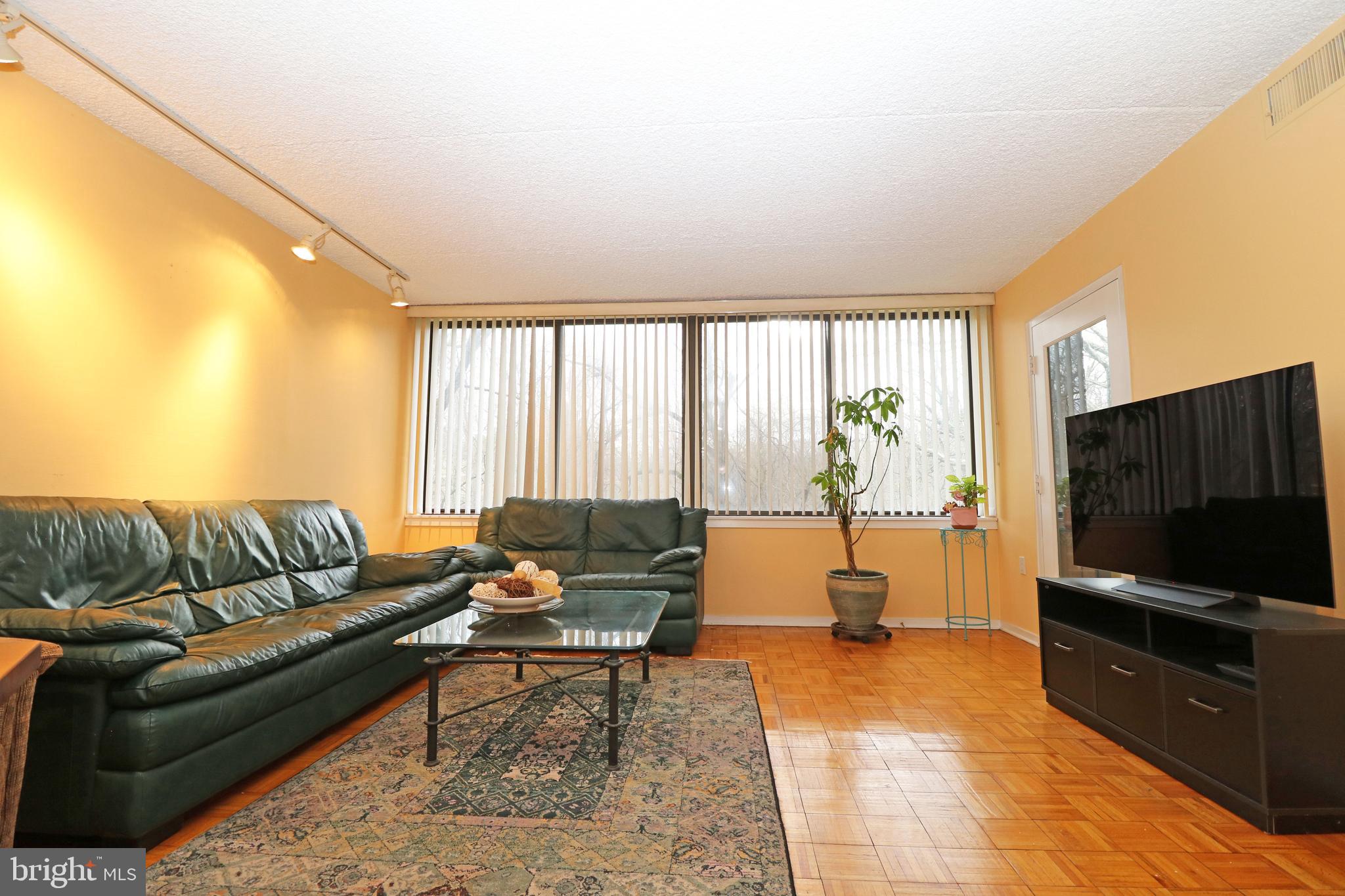 GREENHOUSE - Residential