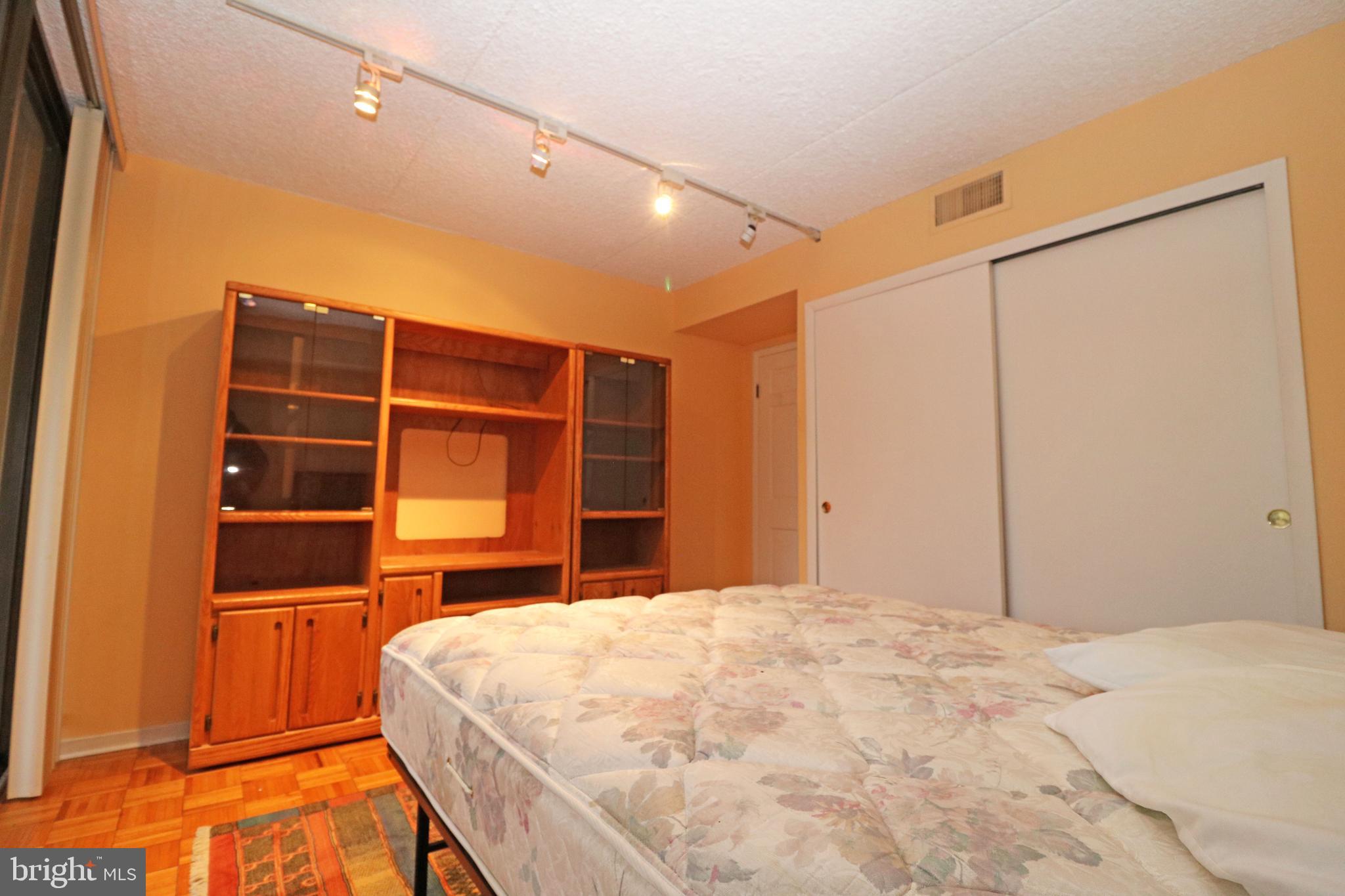 GREENHOUSE - Residential