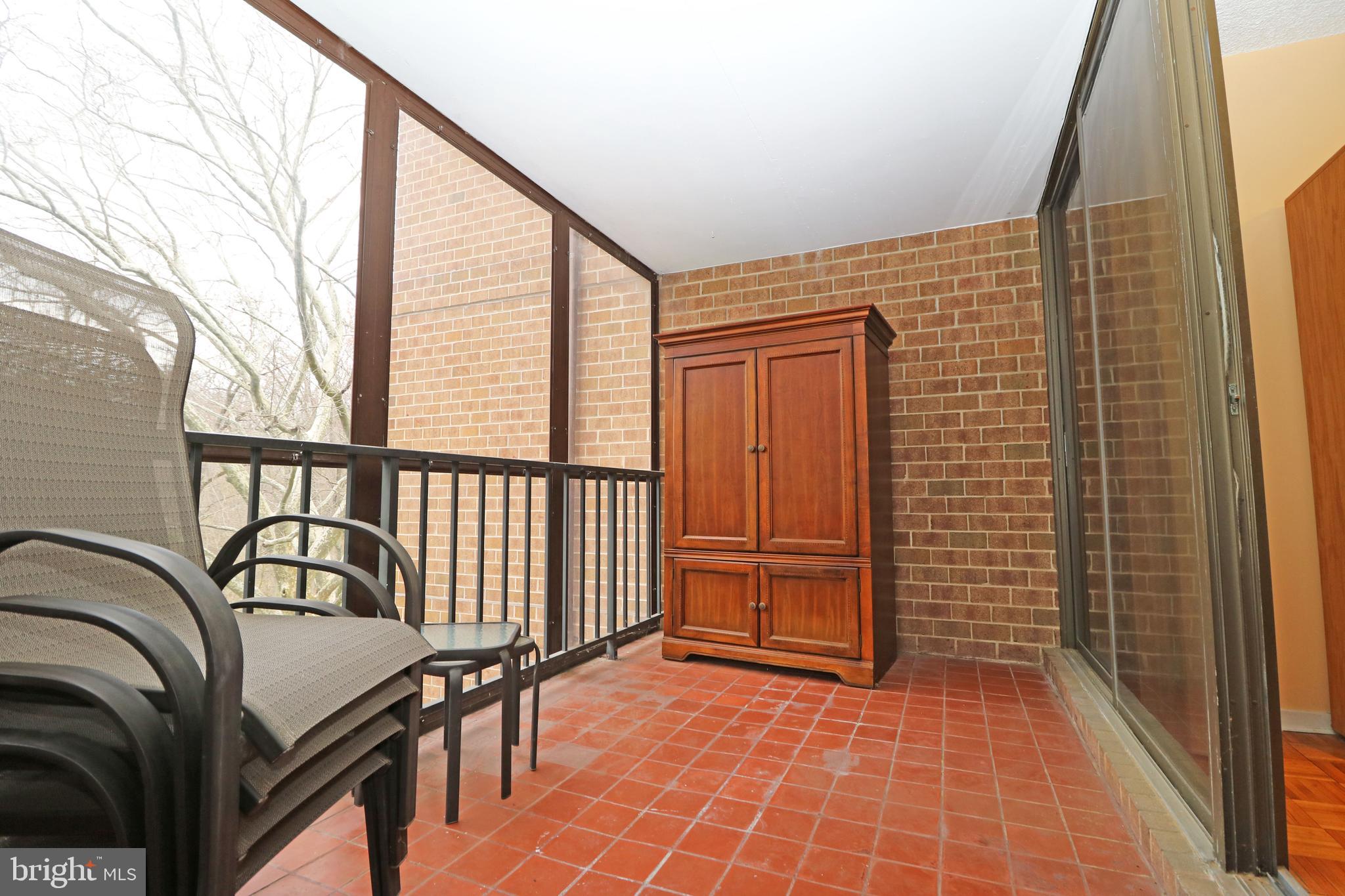 GREENHOUSE - Residential