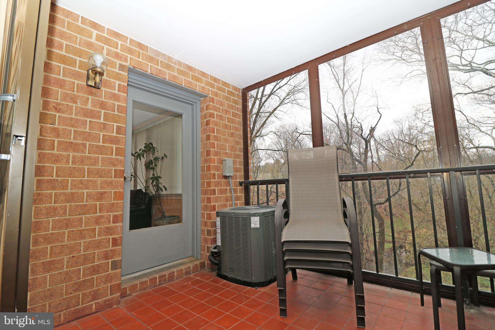 GREENHOUSE - Residential