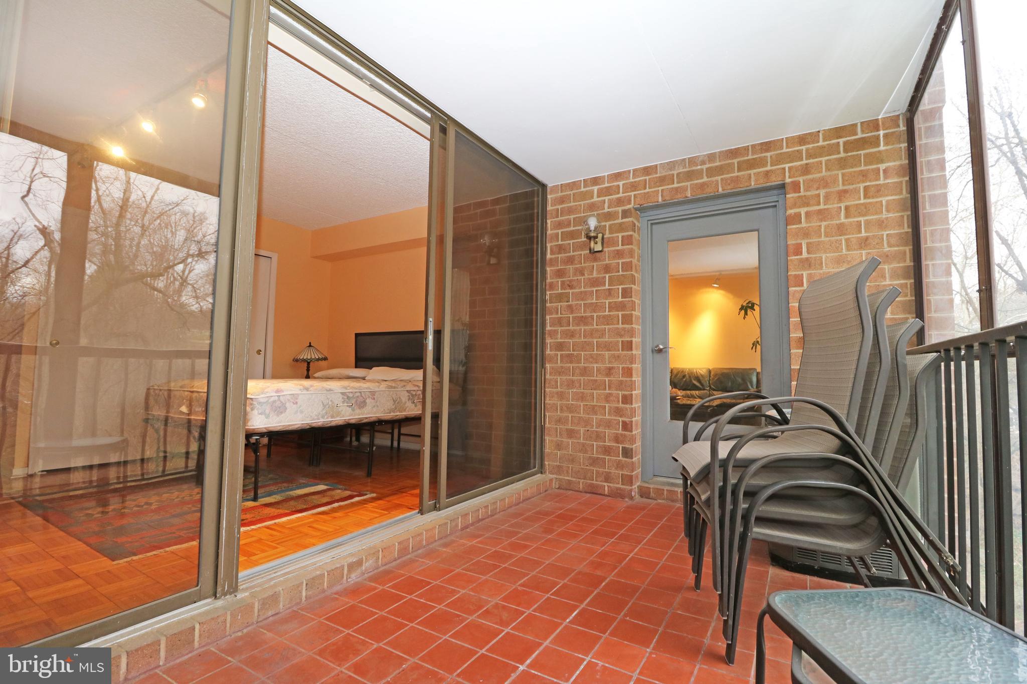 GREENHOUSE - Residential