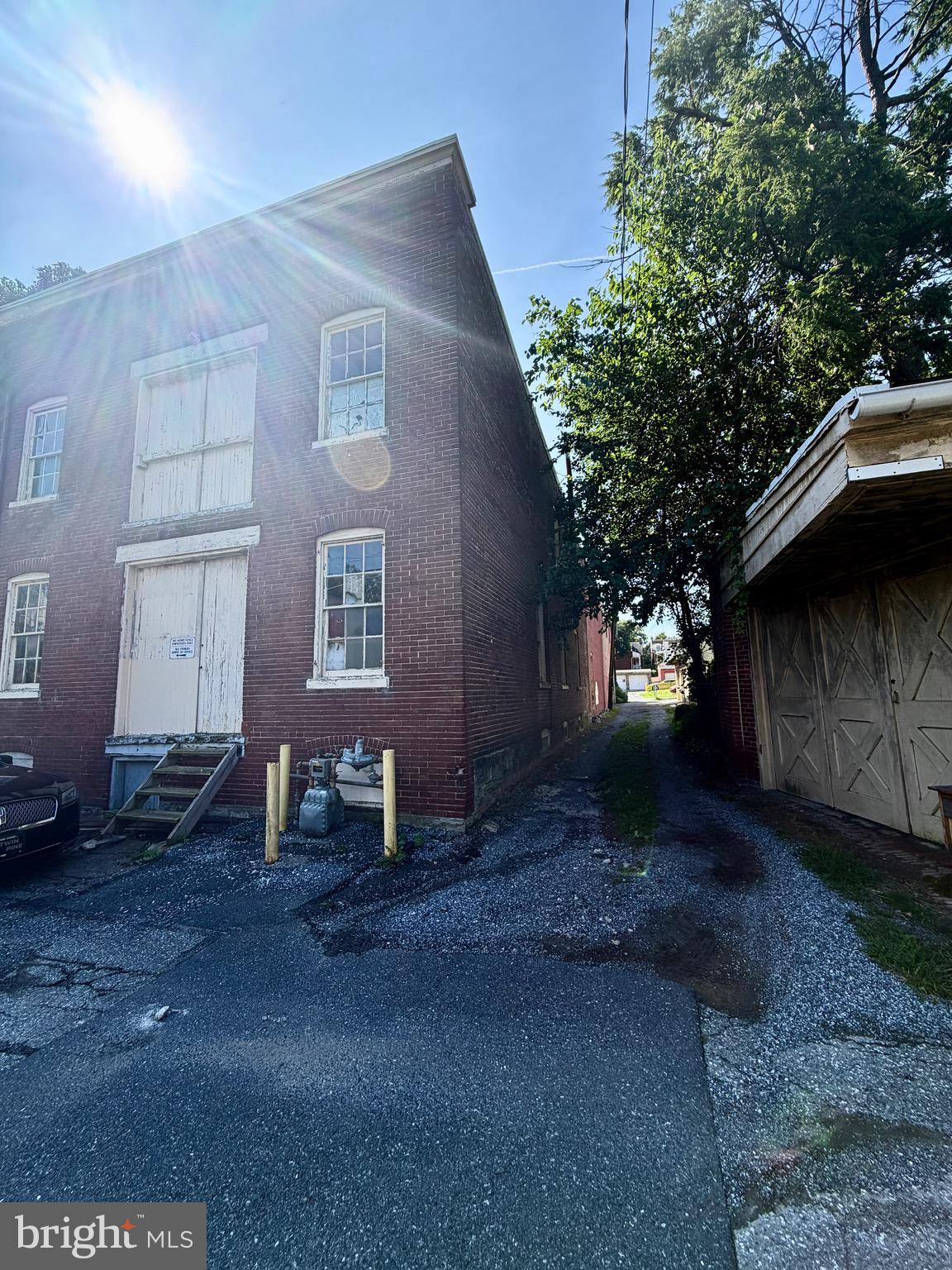126 N PINE STREET