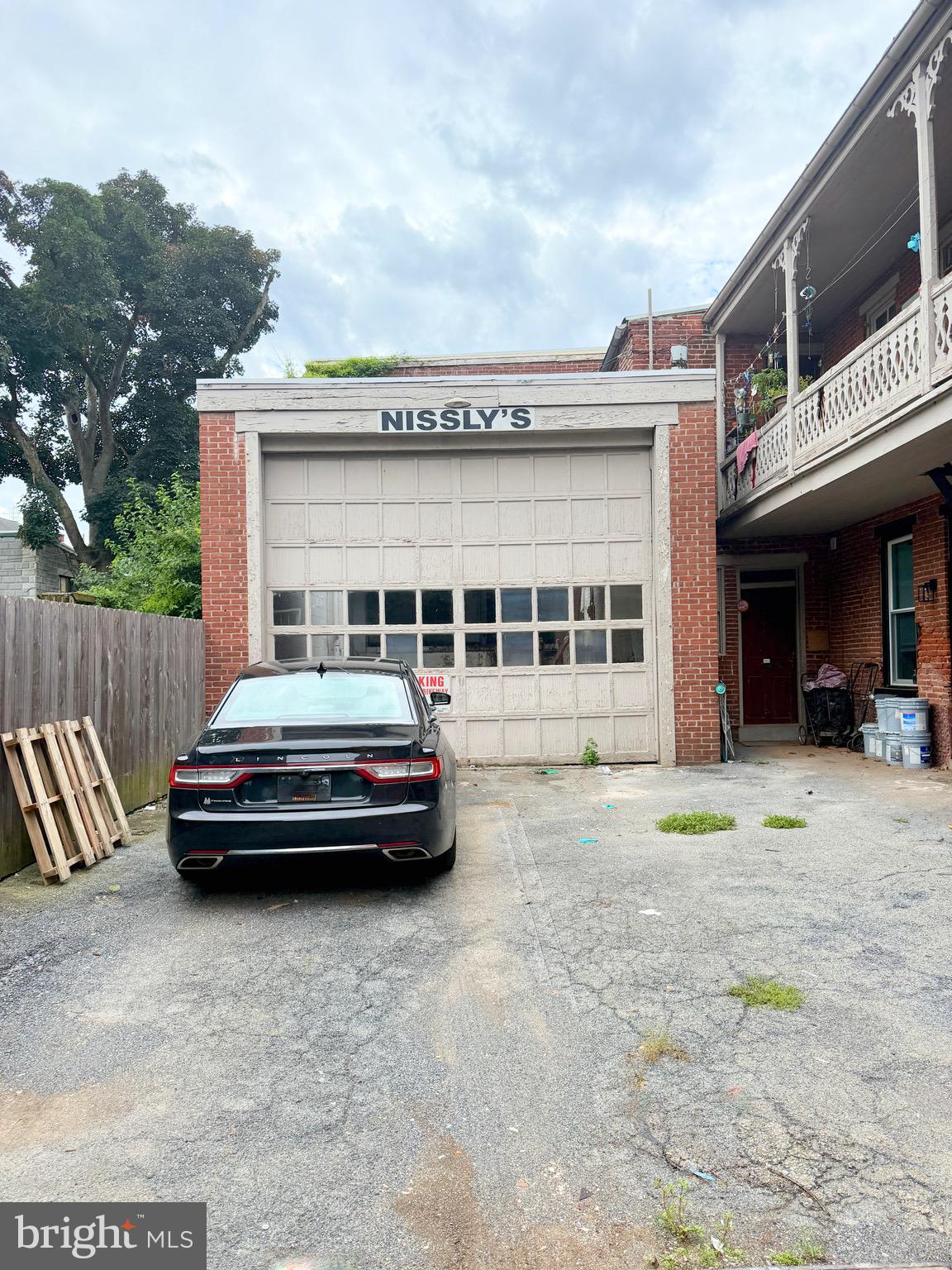 126 N PINE STREET