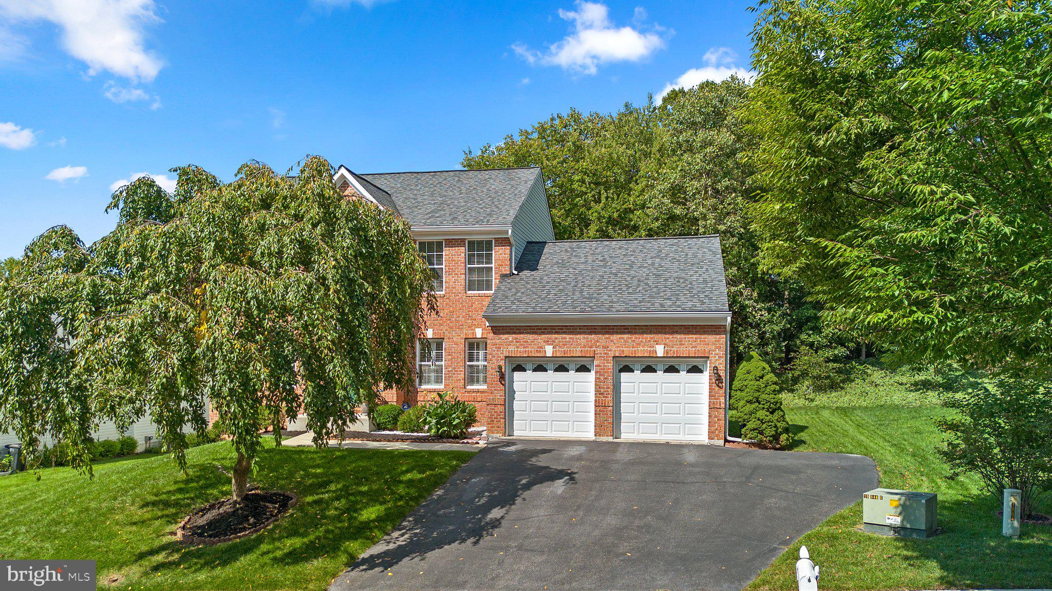 THE VILLAGES AT WELLINGTON - Residential