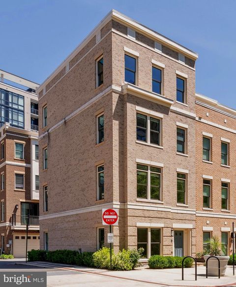 1527 16TH ROAD N ARLINGTON VA 22209