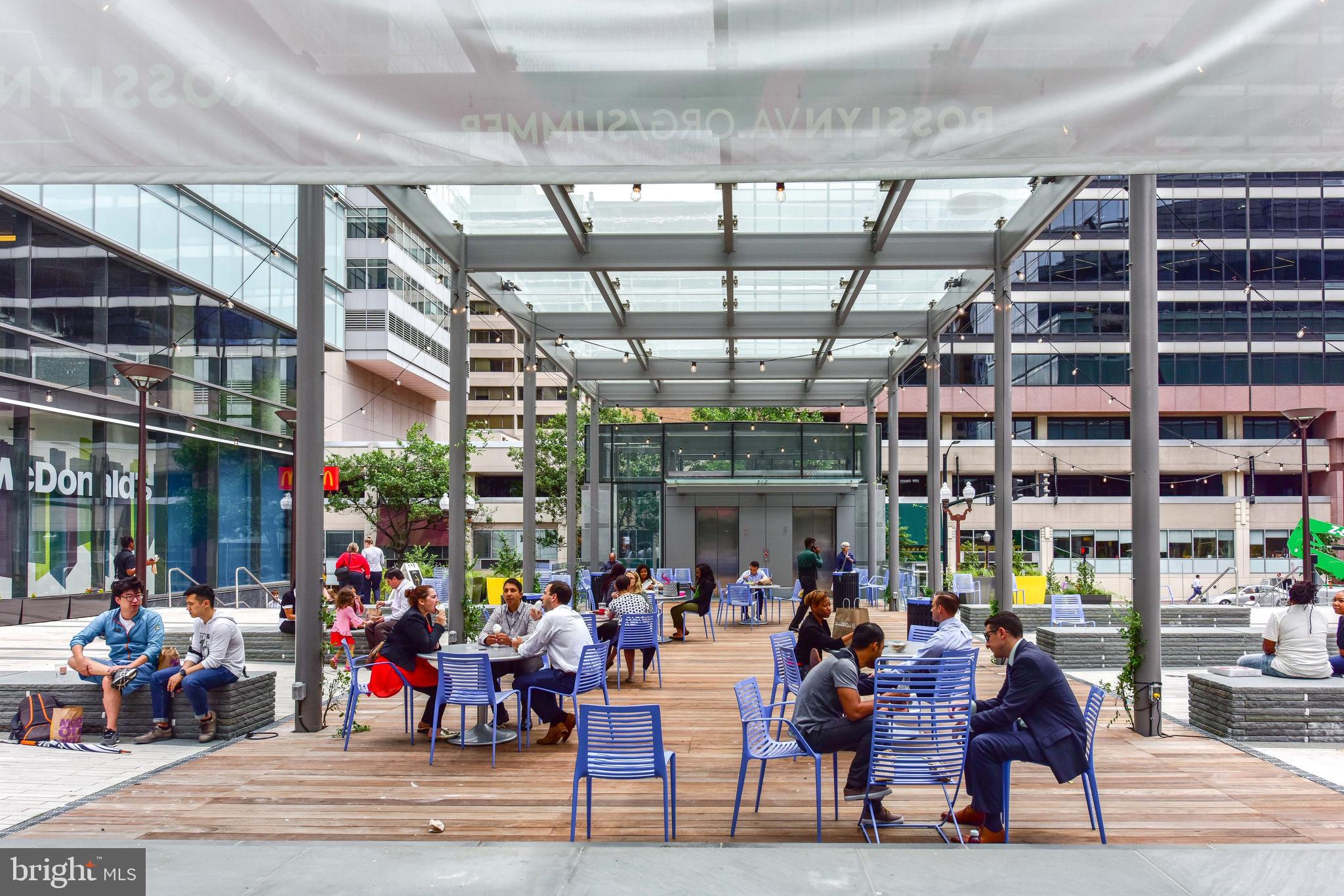 ROSSLYN - Residential Lease