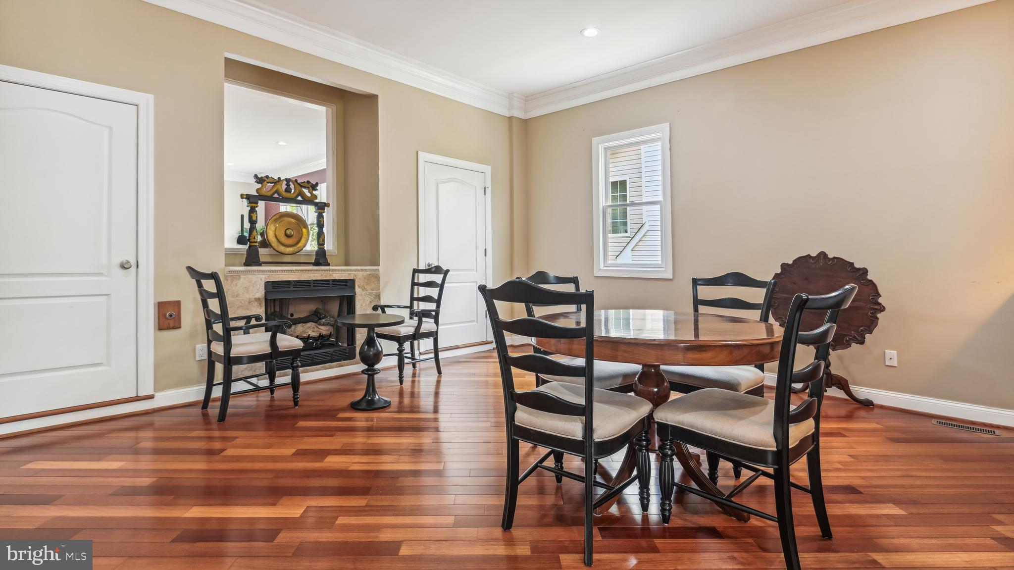 HIGHVIEW TERRACE - Residential