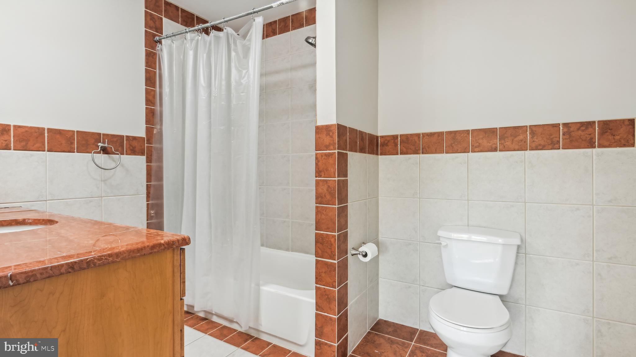 HIGHVIEW TERRACE - Residential