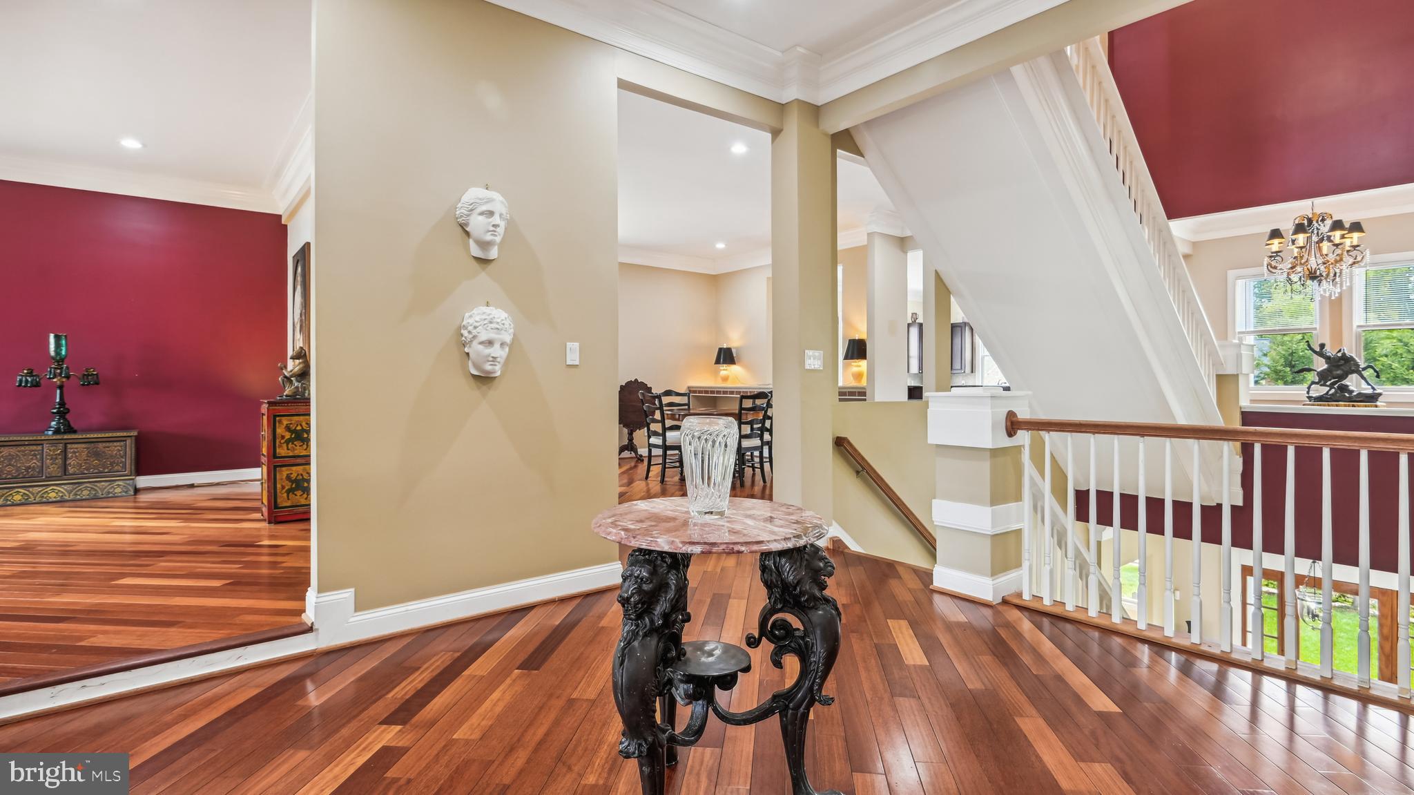 HIGHVIEW TERRACE - Residential