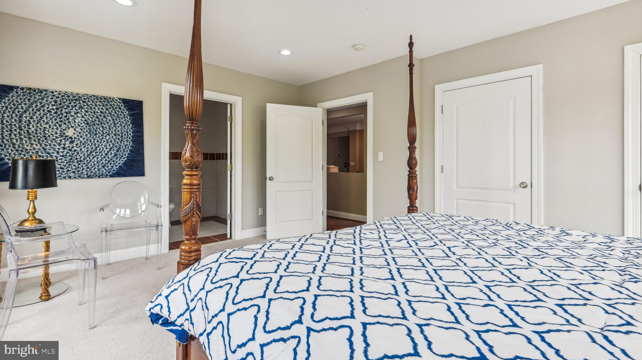 HIGHVIEW TERRACE - Residential