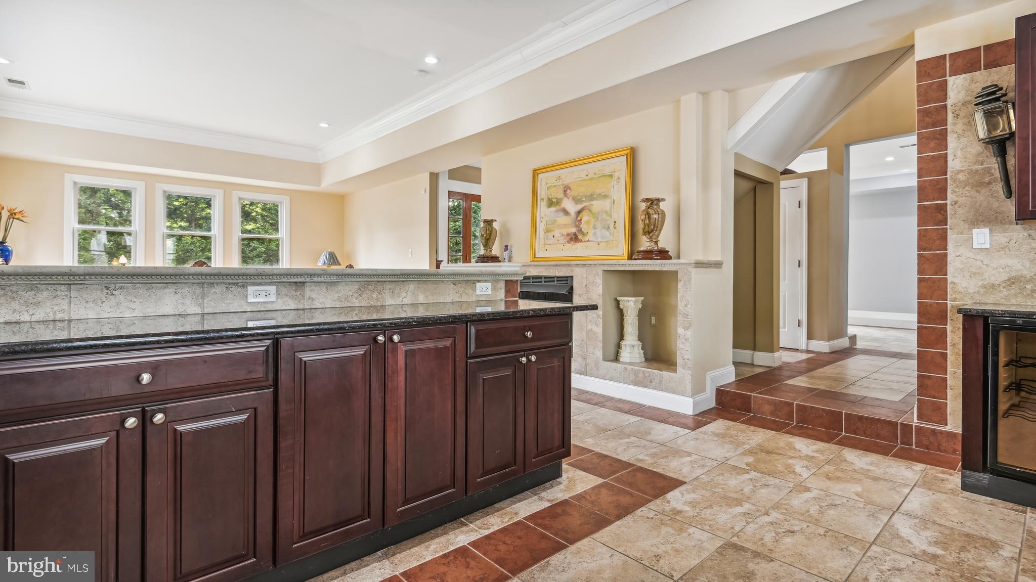 HIGHVIEW TERRACE - Residential