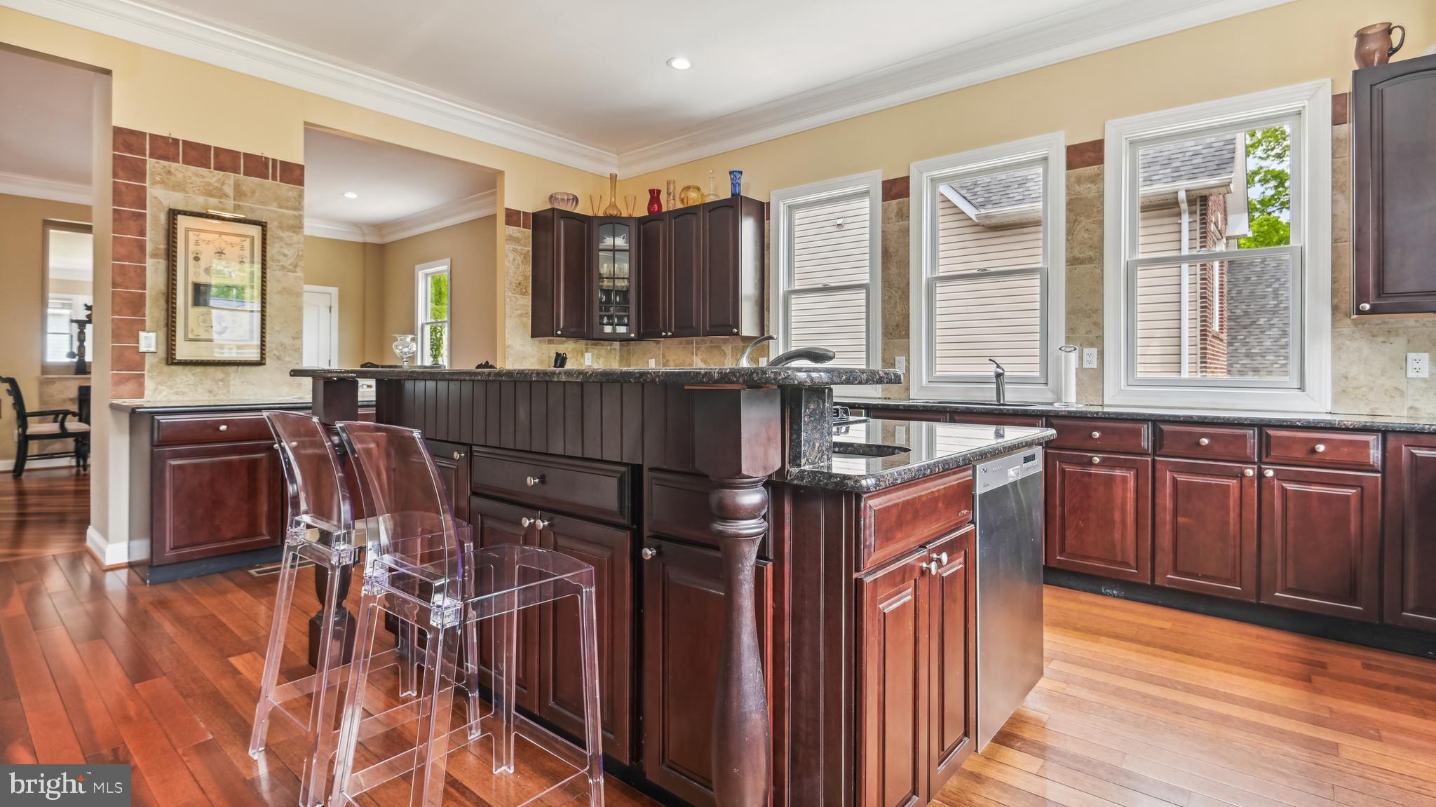 HIGHVIEW TERRACE - Residential