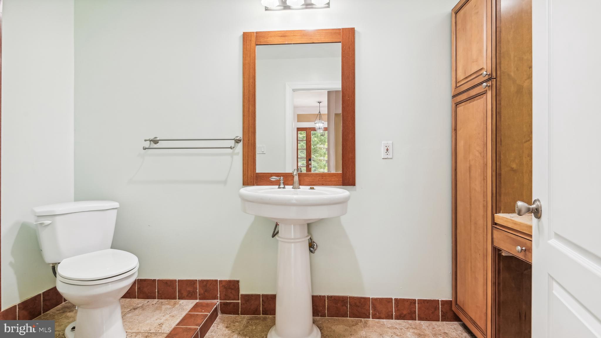 HIGHVIEW TERRACE - Residential