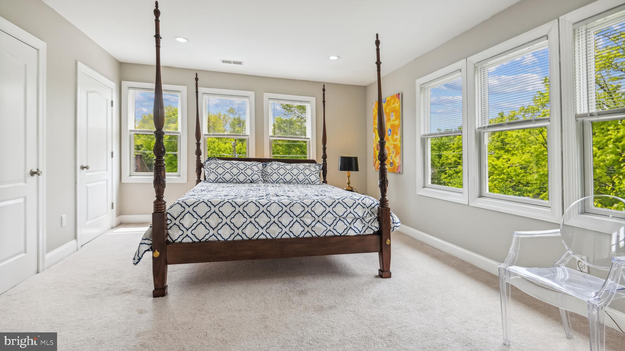 HIGHVIEW TERRACE - Residential