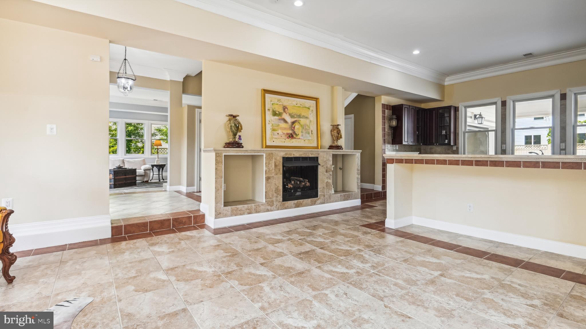 HIGHVIEW TERRACE - Residential