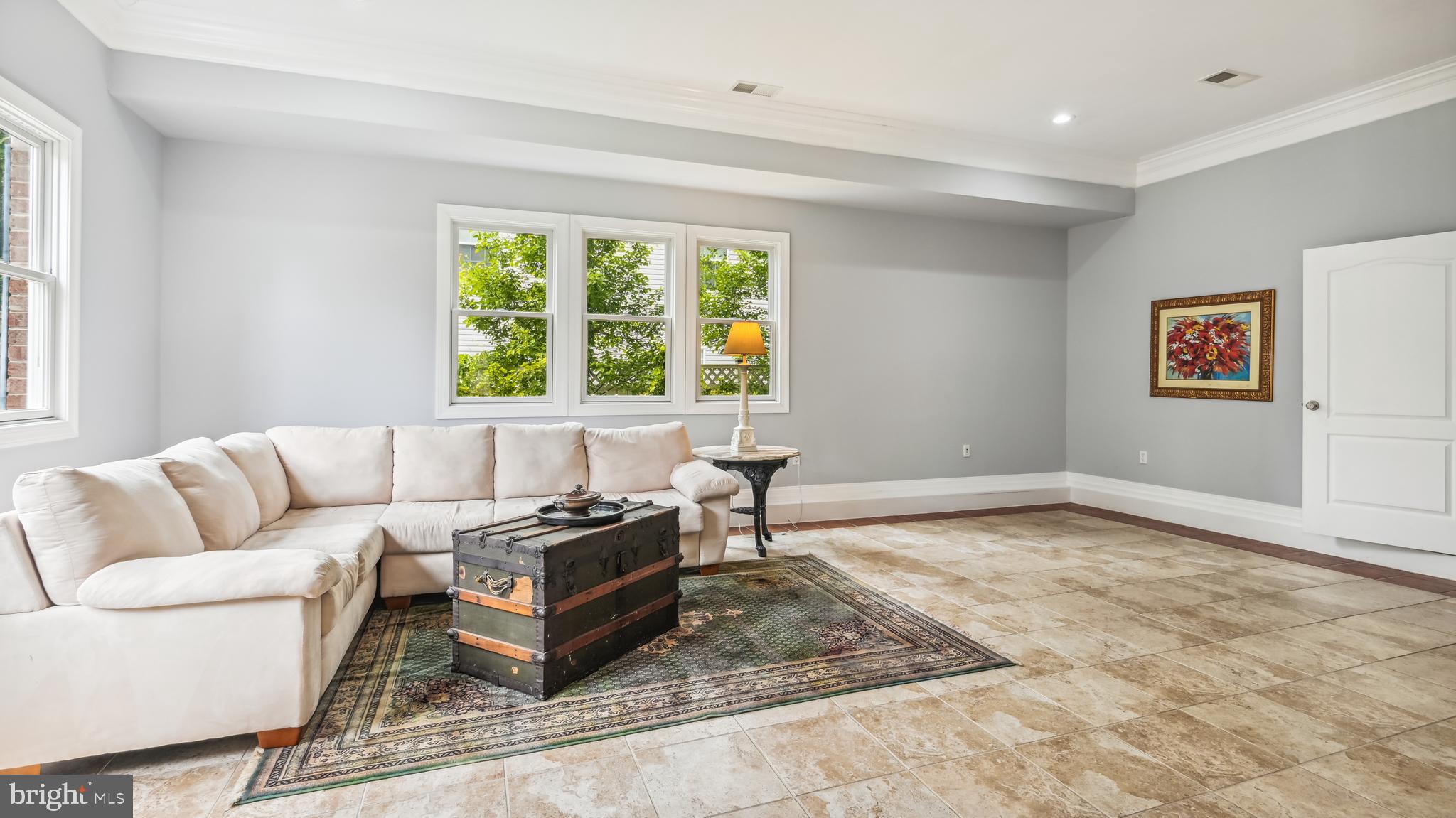 HIGHVIEW TERRACE - Residential