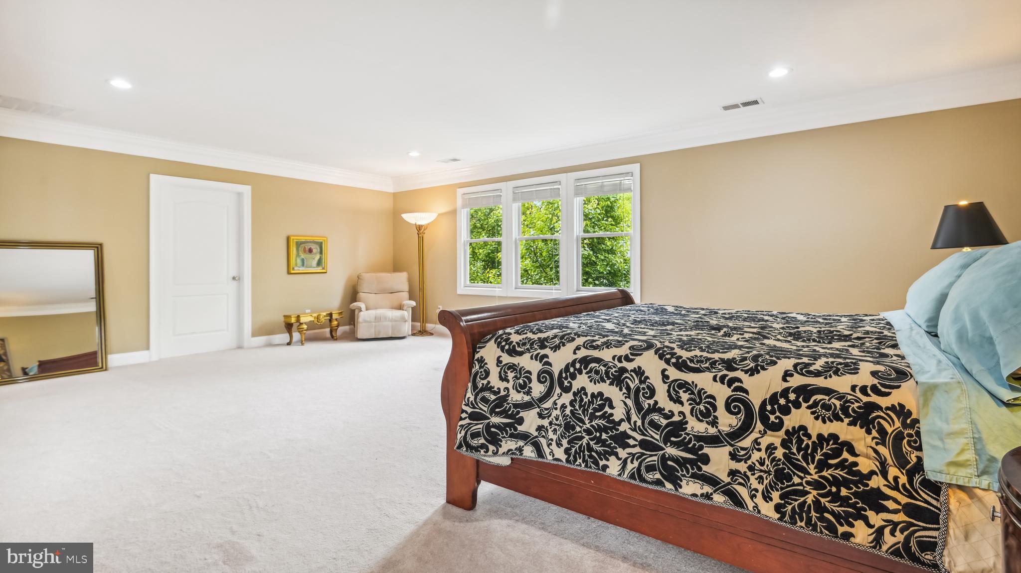 HIGHVIEW TERRACE - Residential