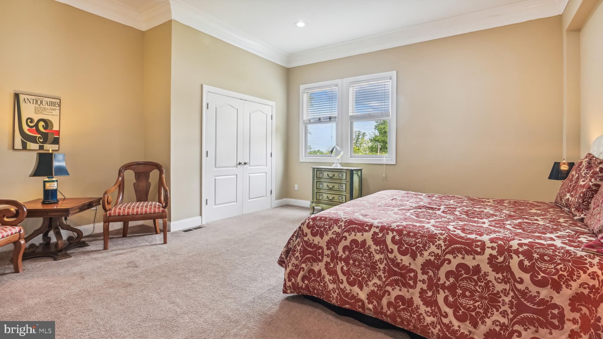 HIGHVIEW TERRACE - Residential