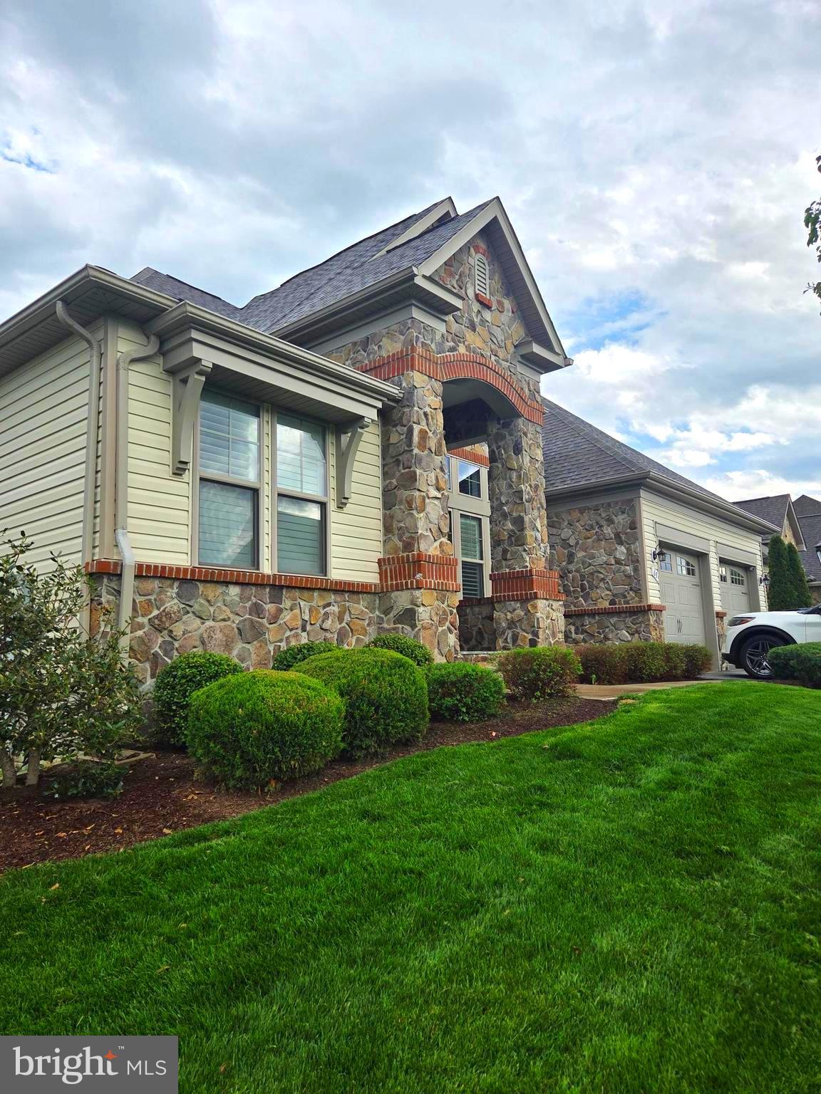 63 POTOMAC CROSSING STREET