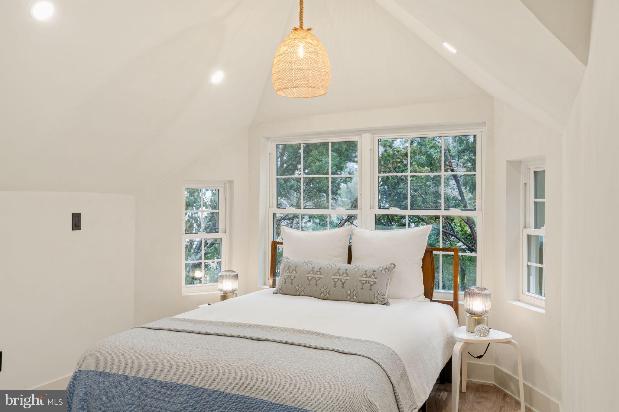 GERMANTOWN (WEST) - Residential