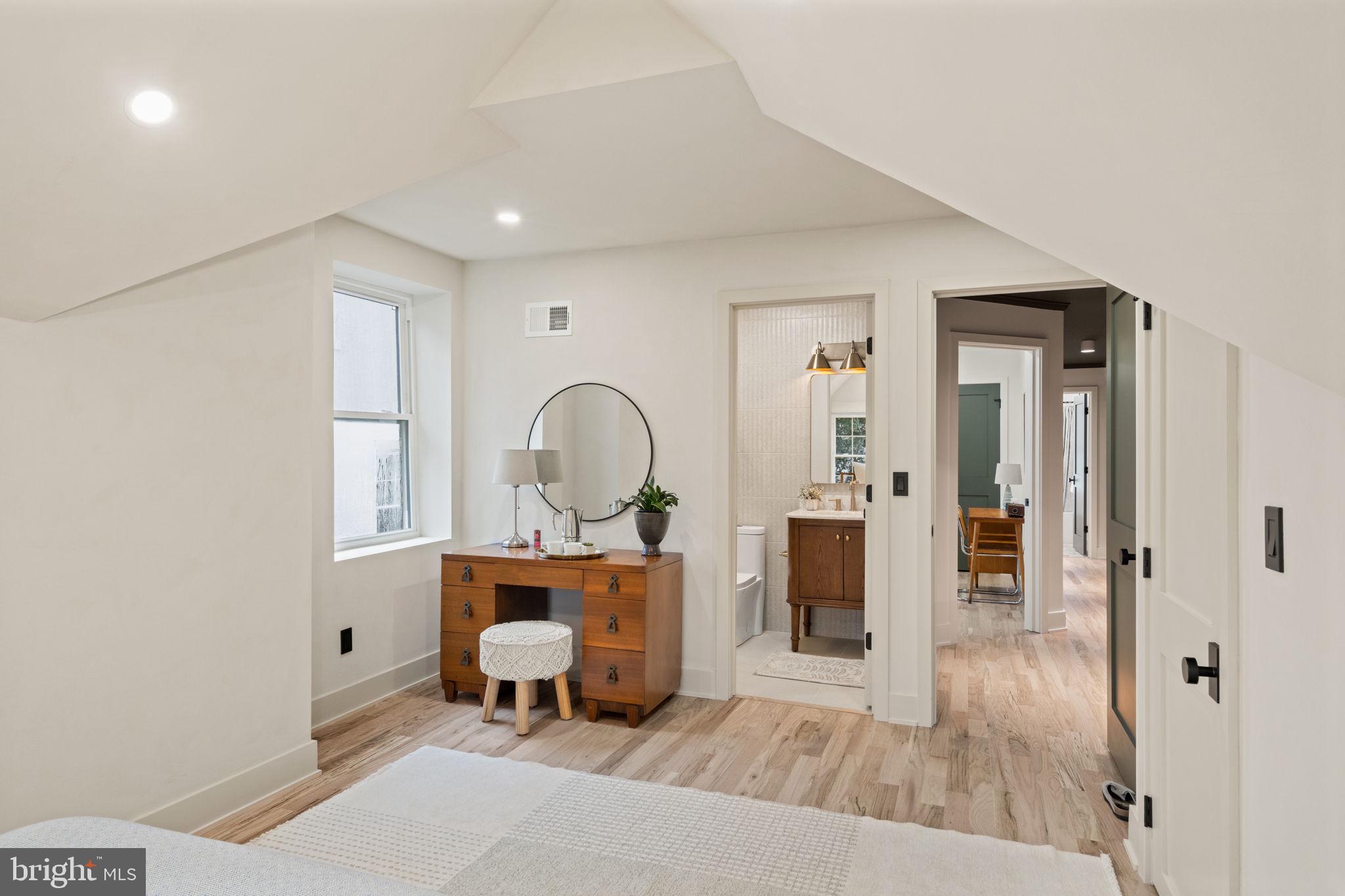 GERMANTOWN (WEST) - Residential