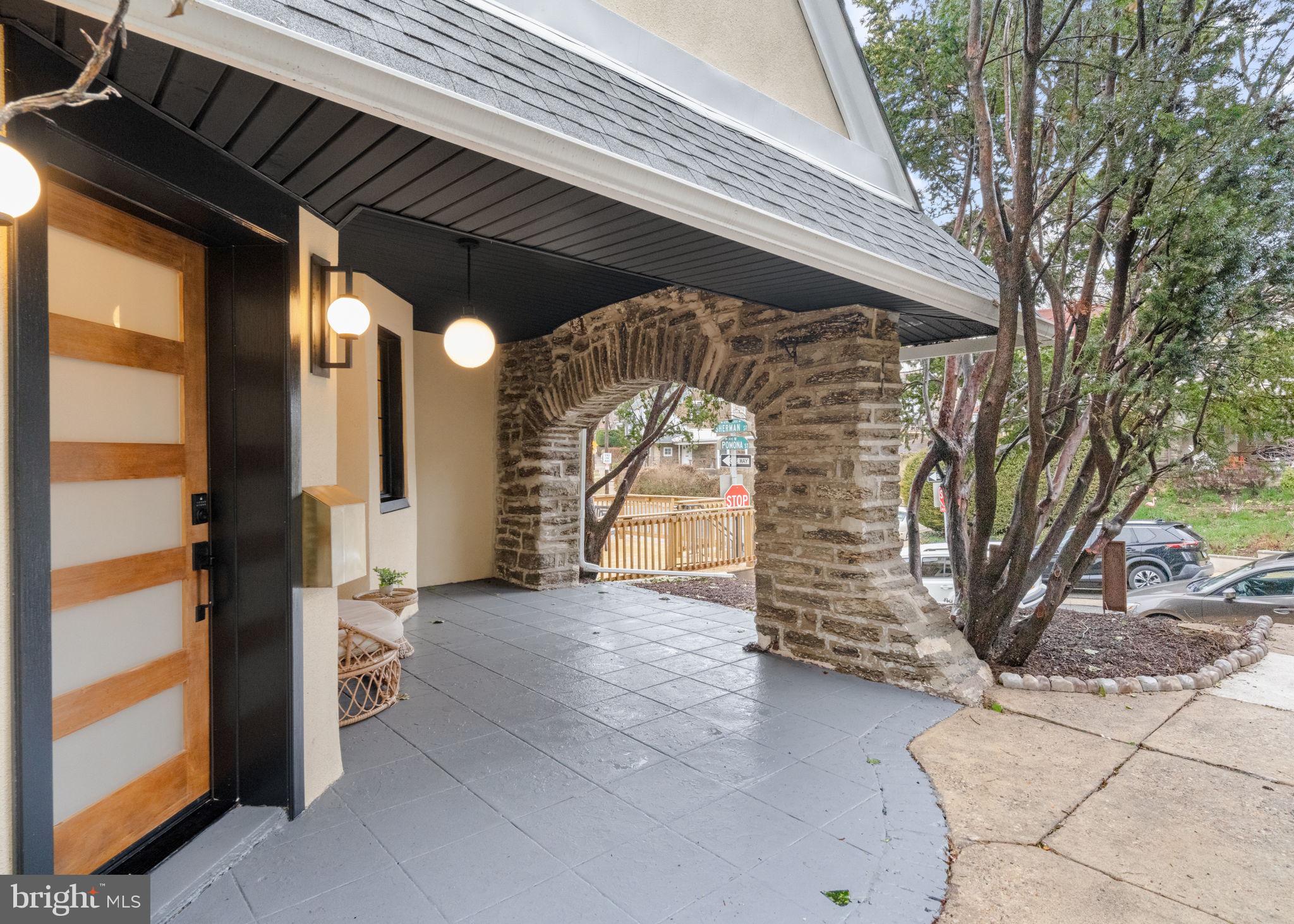 GERMANTOWN (WEST) - Residential