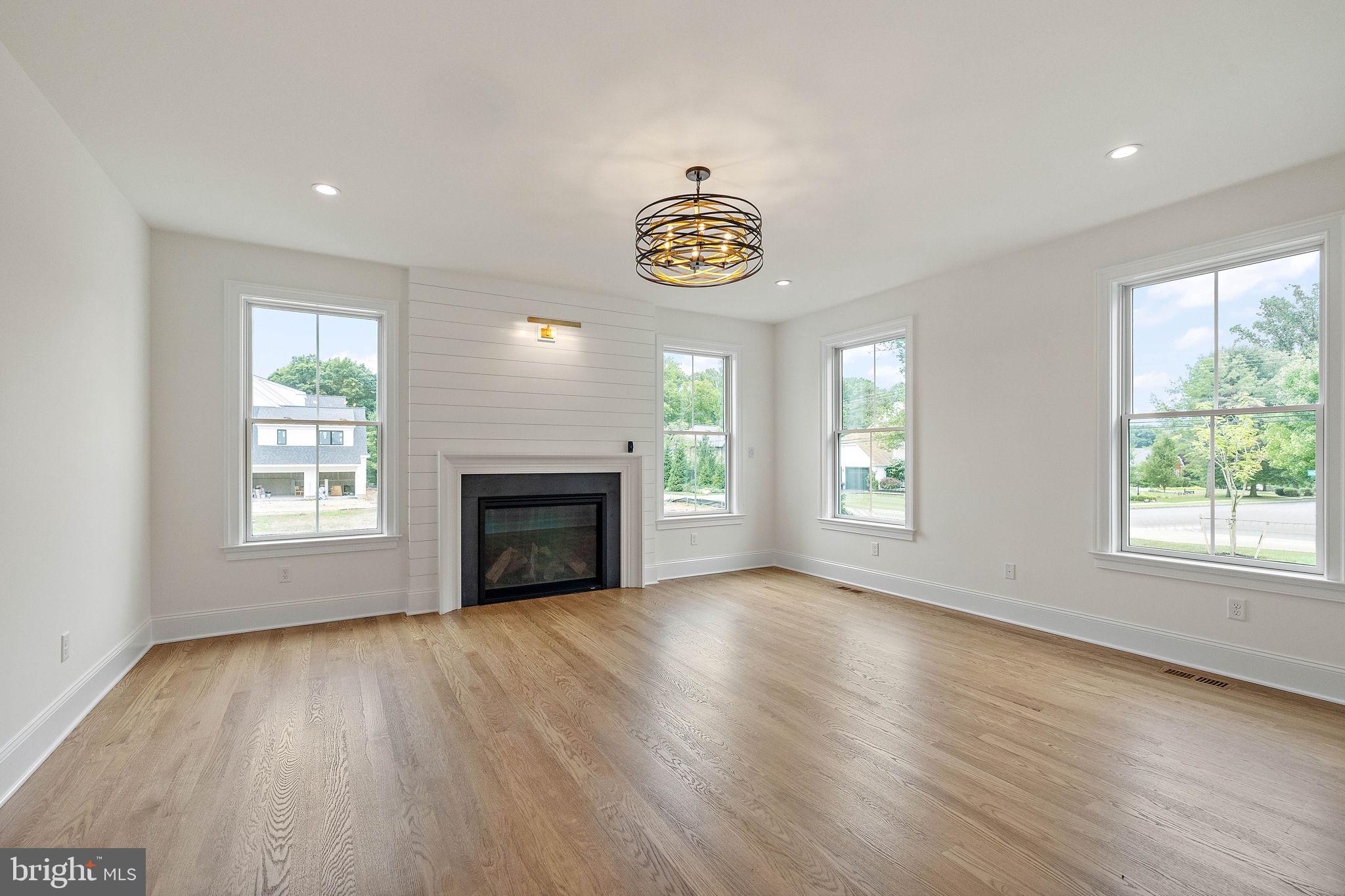 THE WOODS AT ROSE TREE - Residential