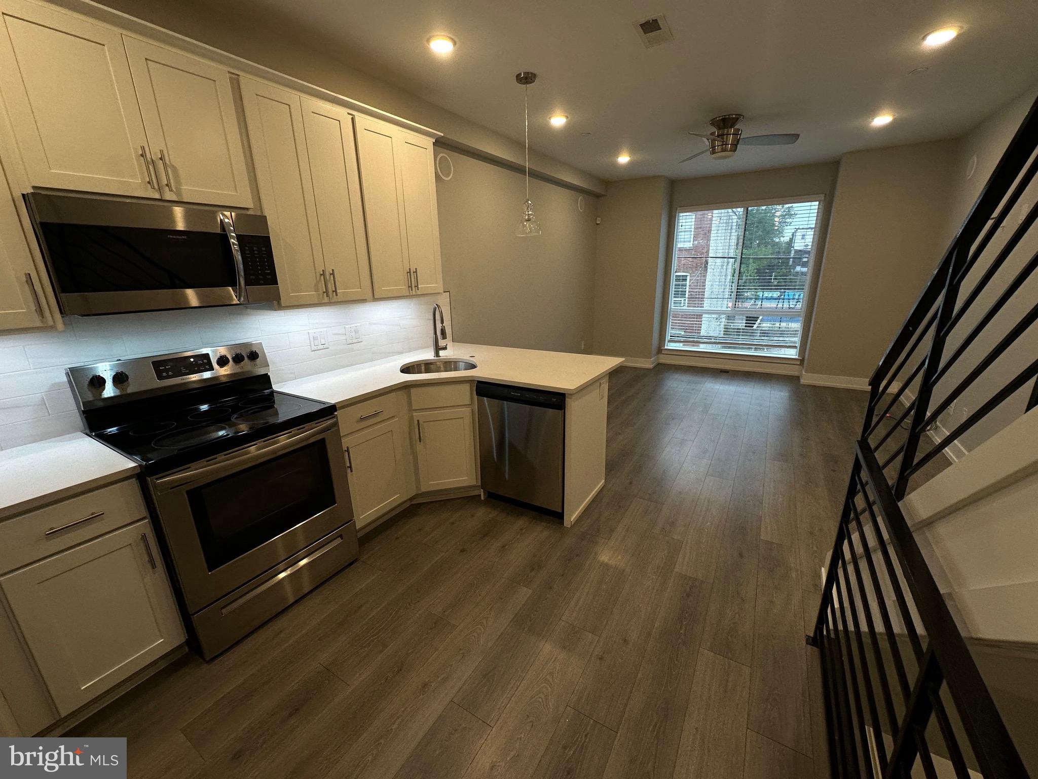 WEST KENSINGTON - Residential Lease