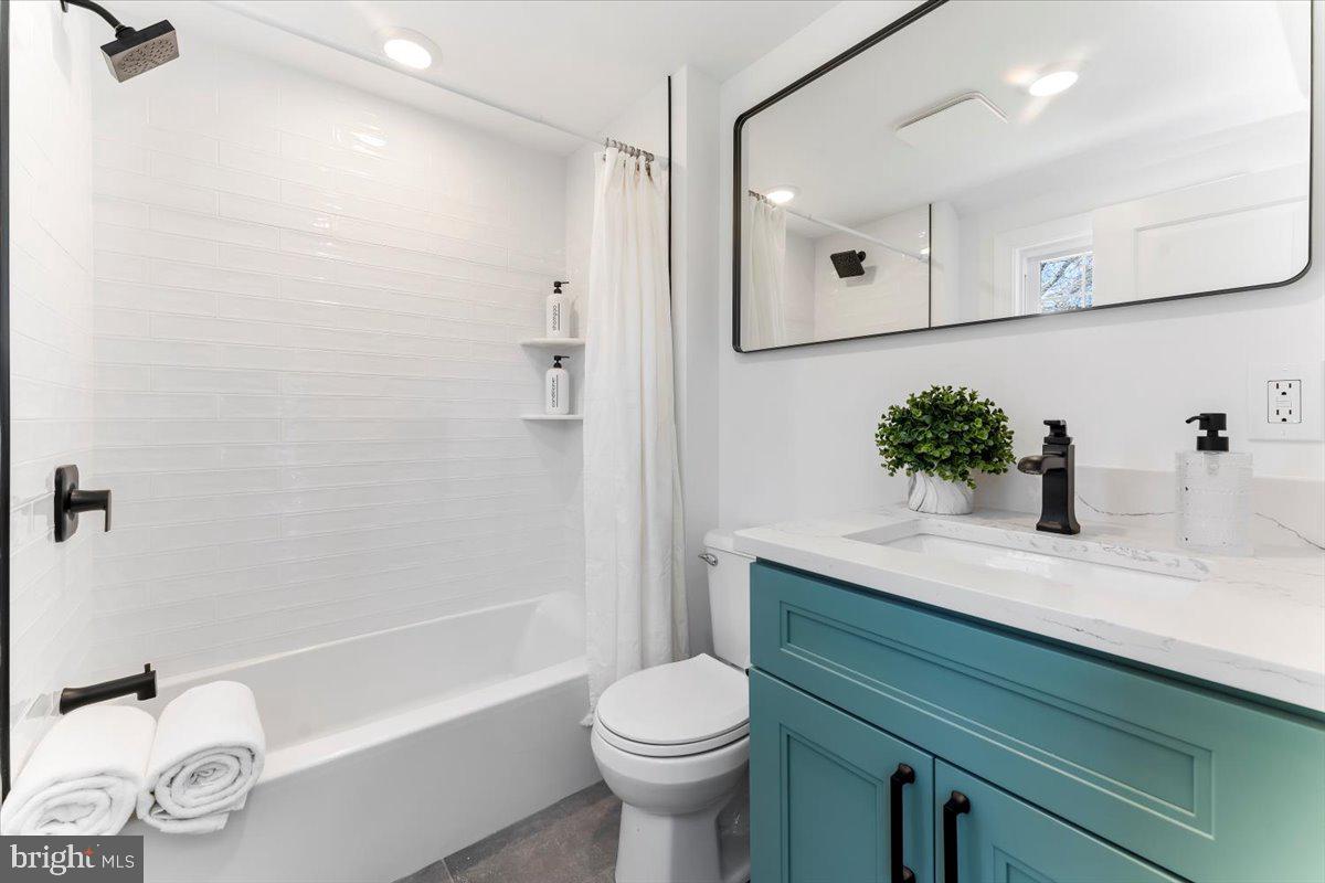 CHATHAM VIL - Residential