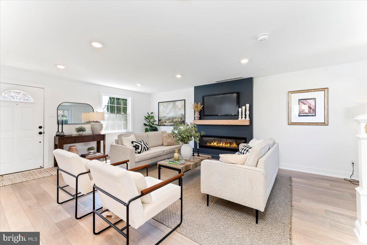 CHATHAM VIL - Residential