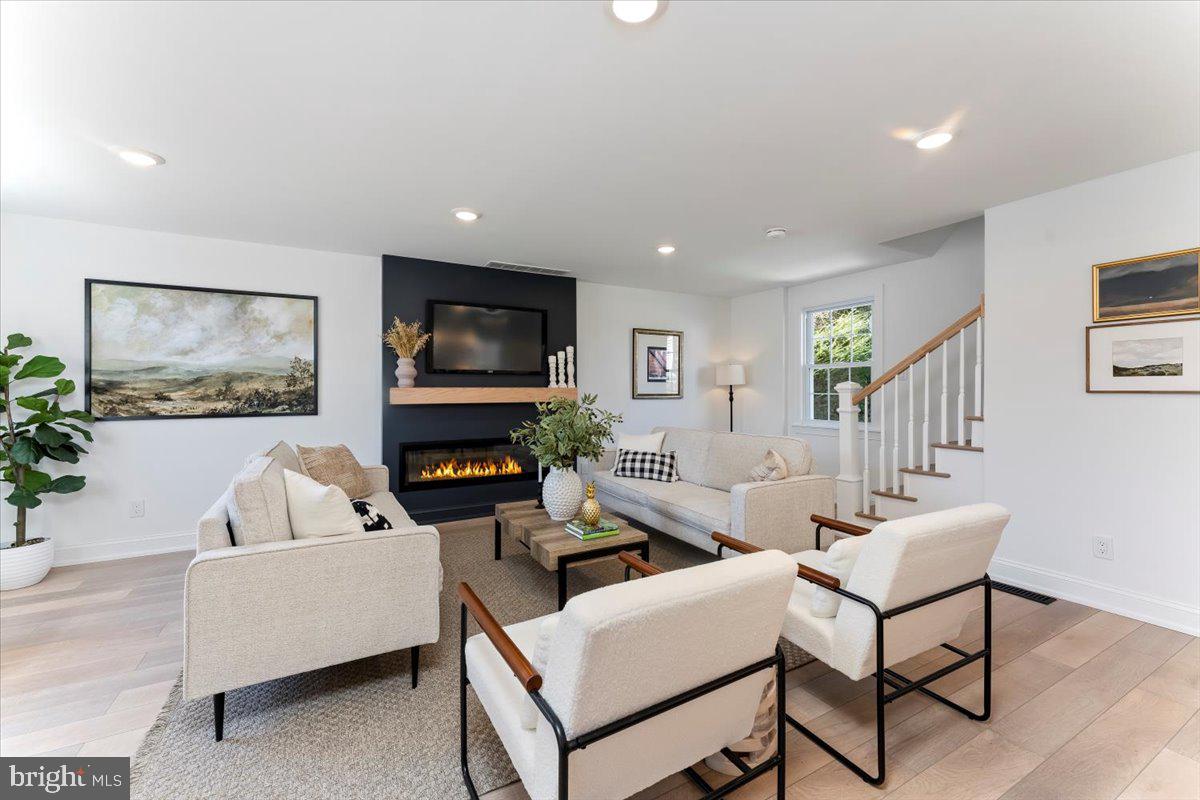 CHATHAM VIL - Residential